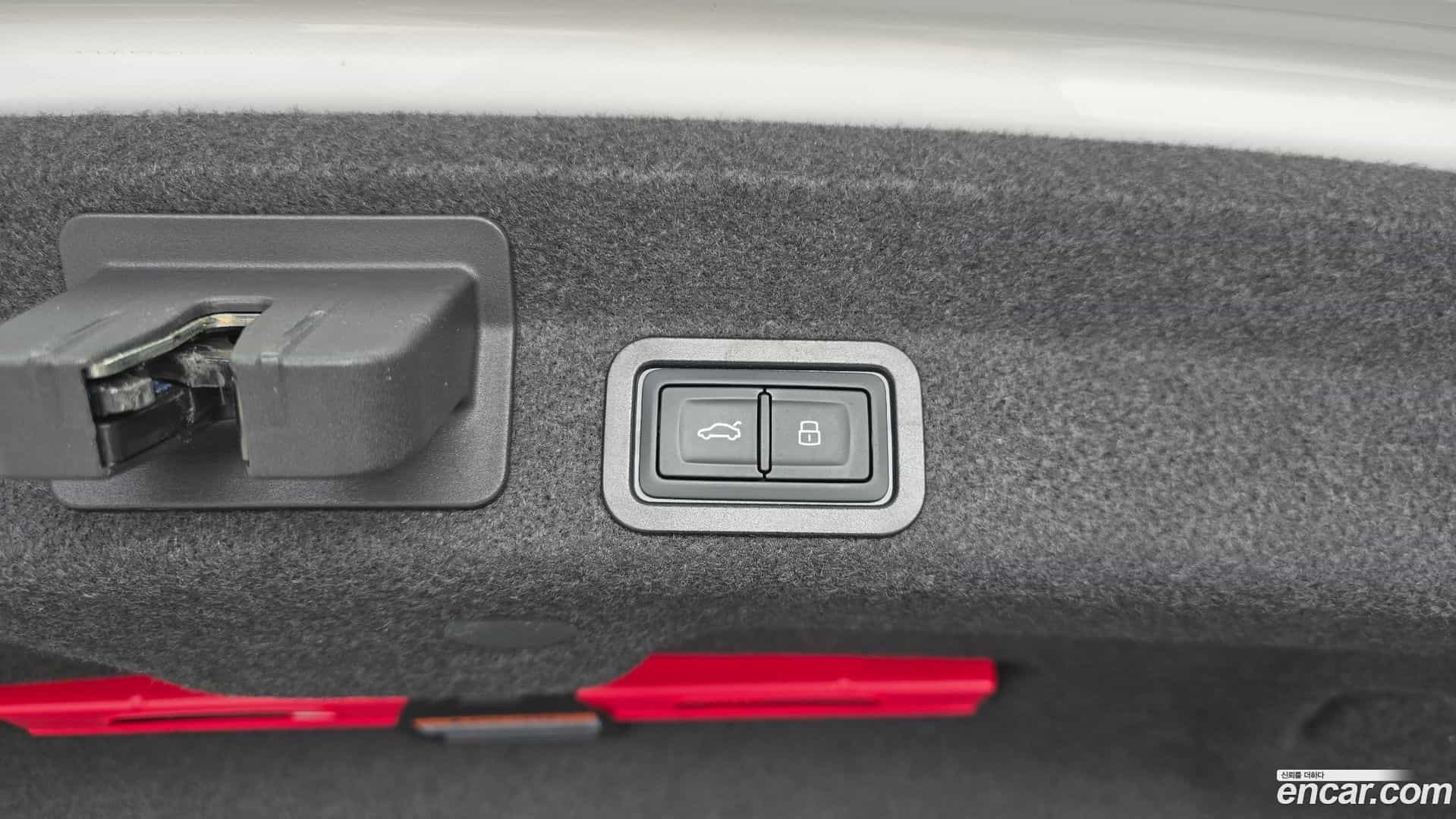 A6 Audi 2021.10-OPTION-043