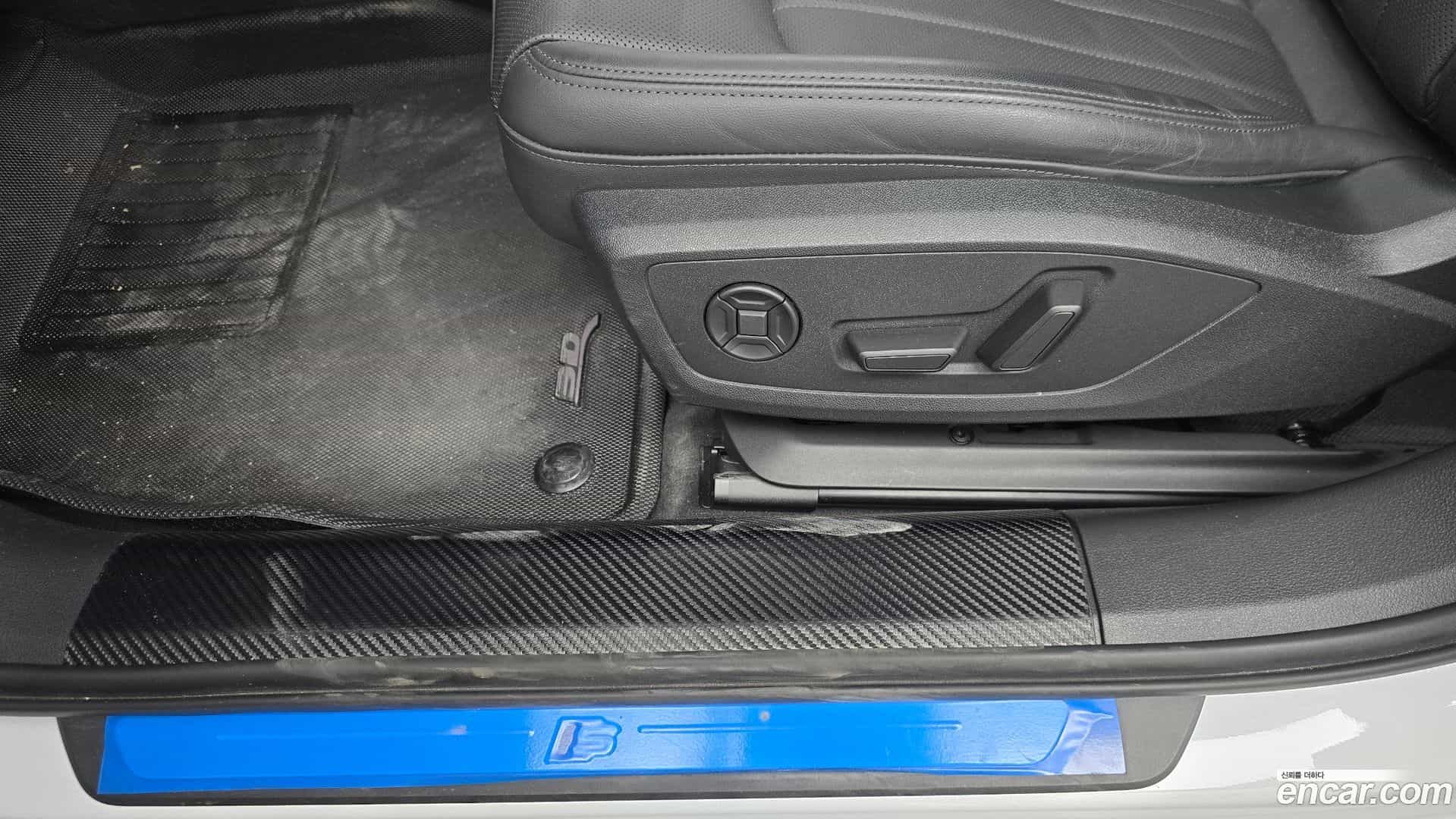 A6 Audi 2021.10-OPTION-044