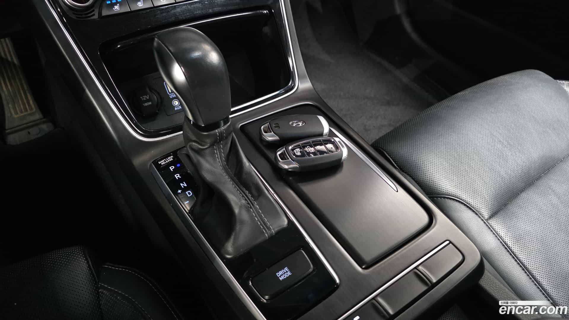 Grandeur Hyundai 2017.7-INNER-009