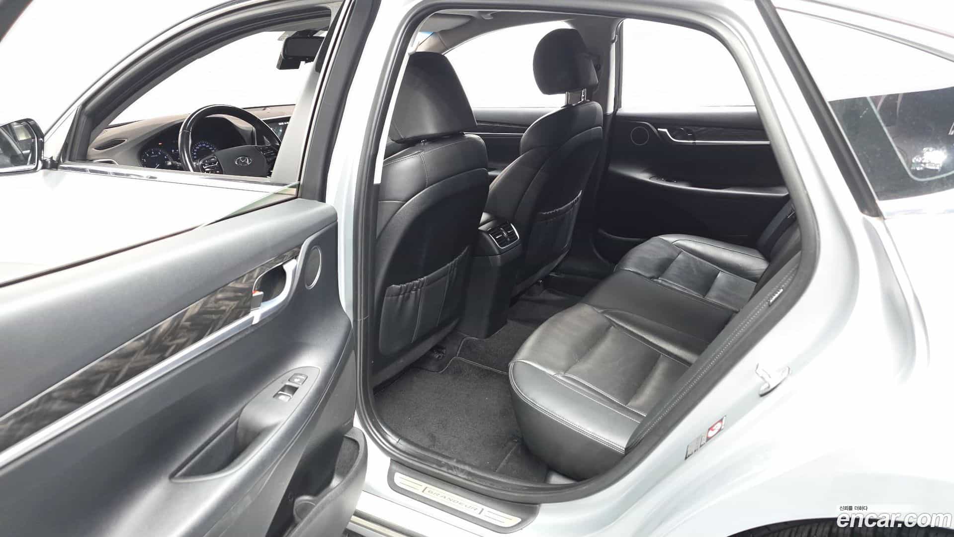 Grandeur Hyundai 2017.7-INNER-036