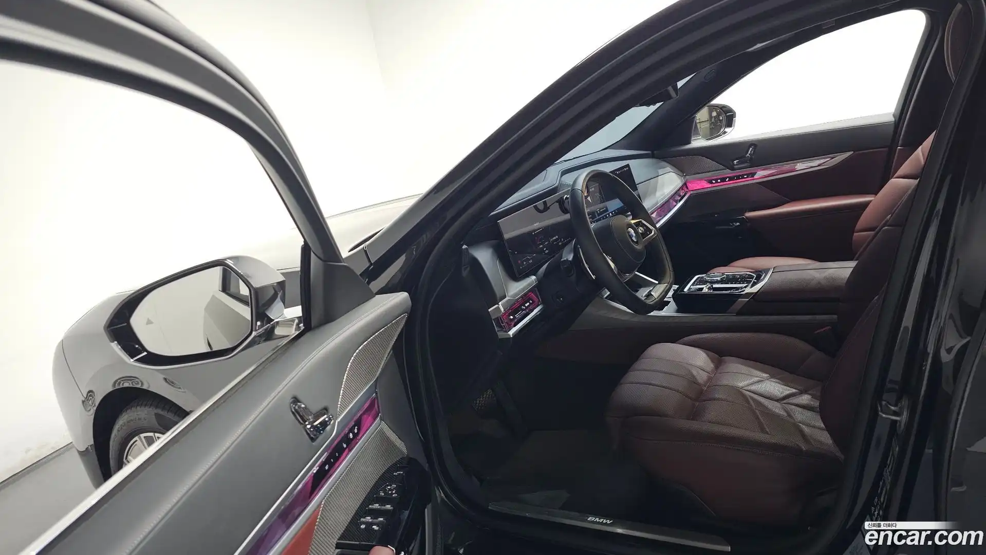 7-Series BMW 2023.5-INNER-010