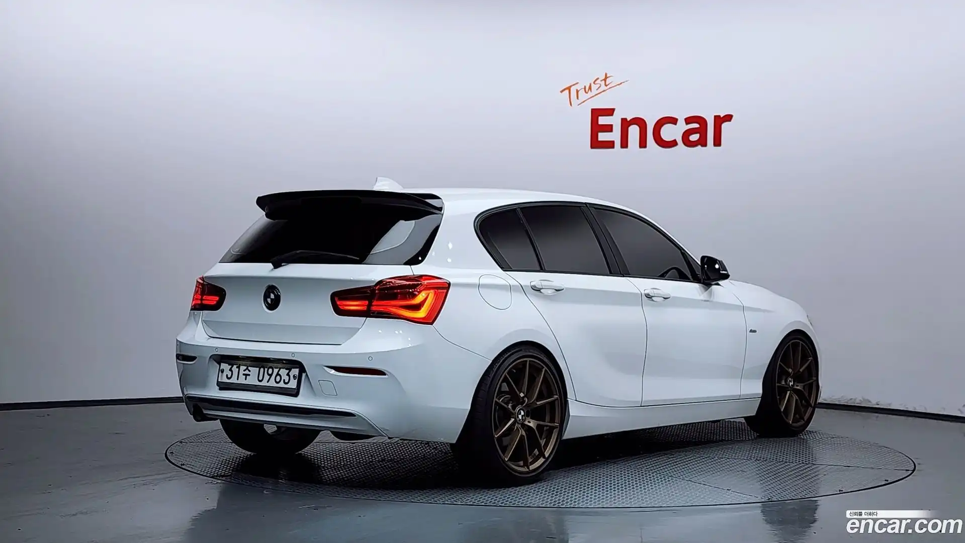1-Series BMW 2015.10-OUTER-002
