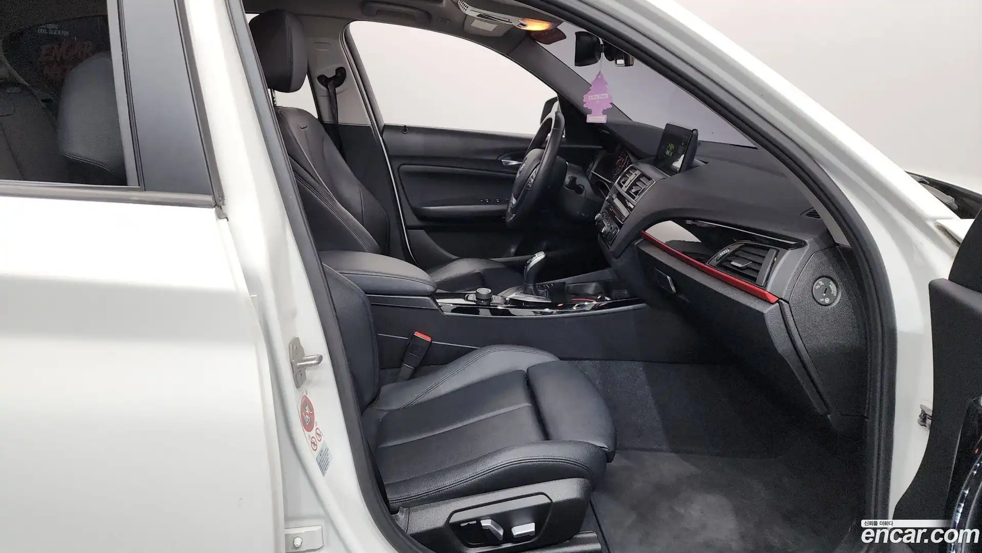 1-Series BMW 2015.10-INNER-036