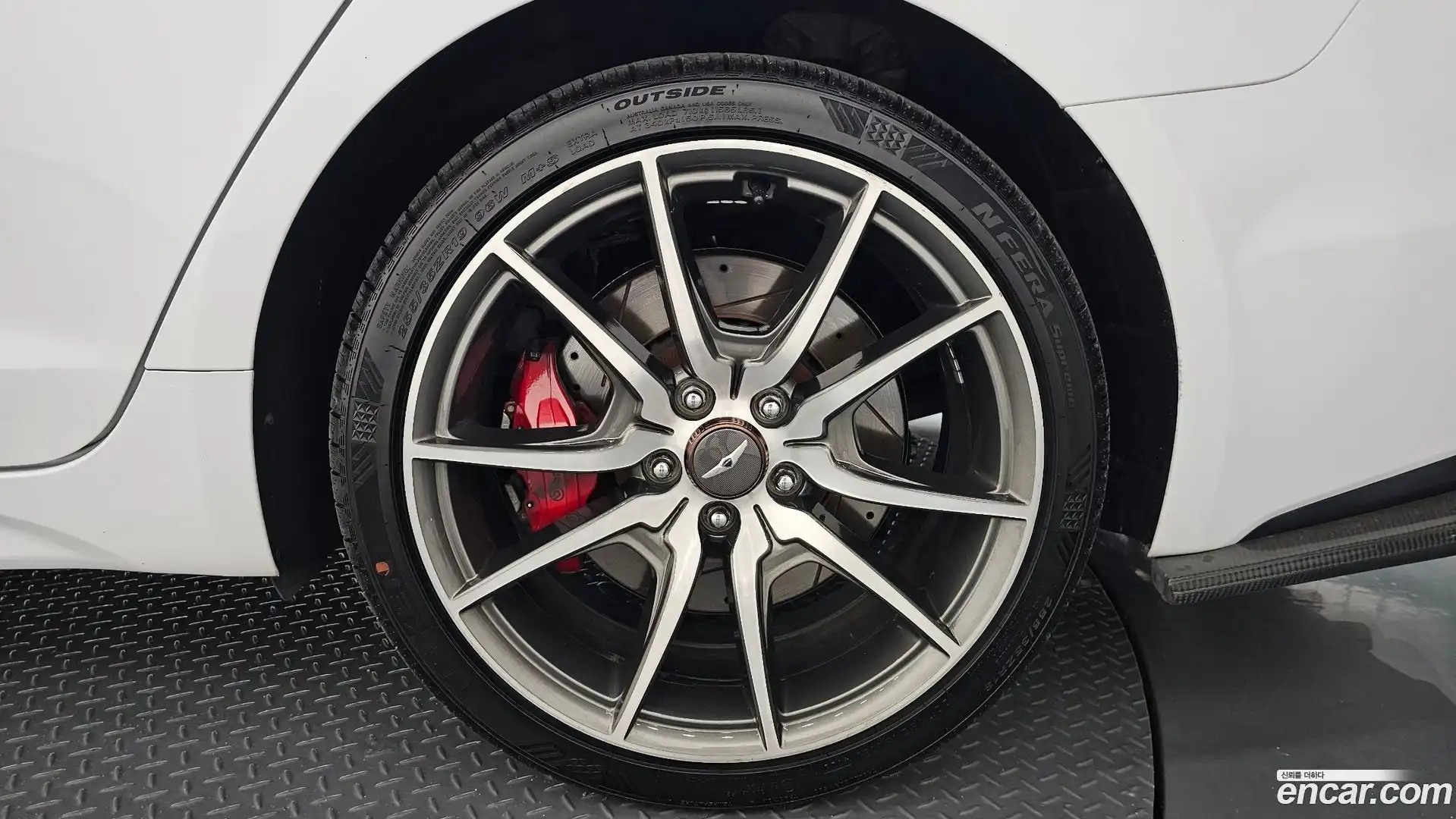 G70 Genesis 2018.8-OUTER-031