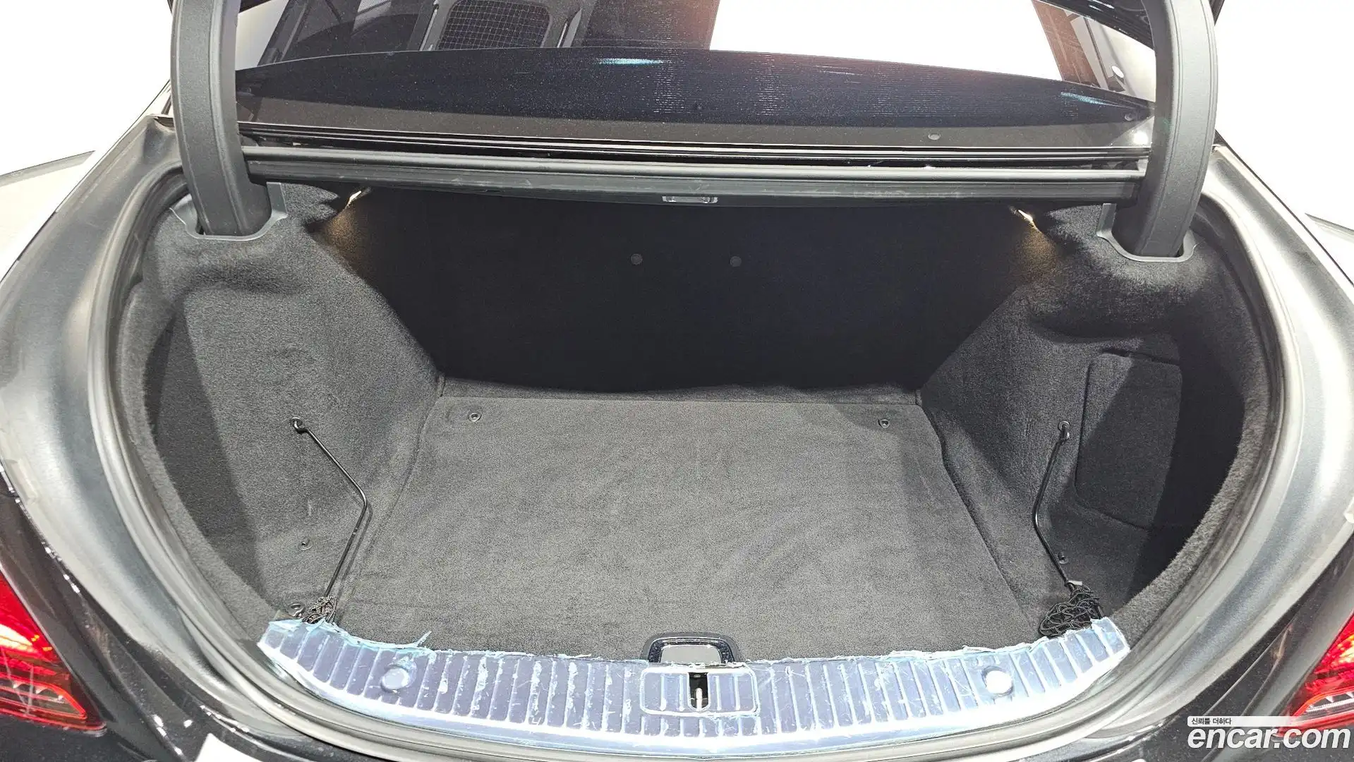S-Class Mercedes-Benz 2018.6-OPTION-022
