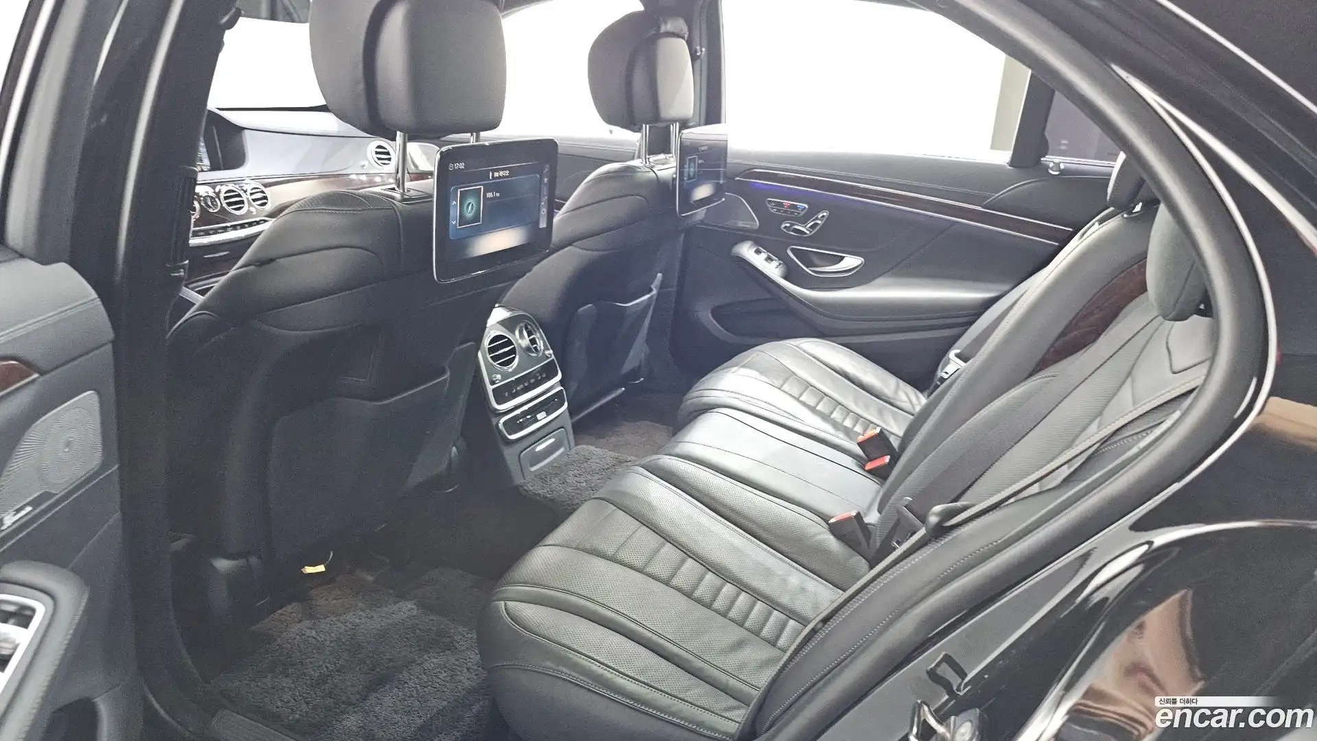S-Class Mercedes-Benz 2018.6-OPTION-023