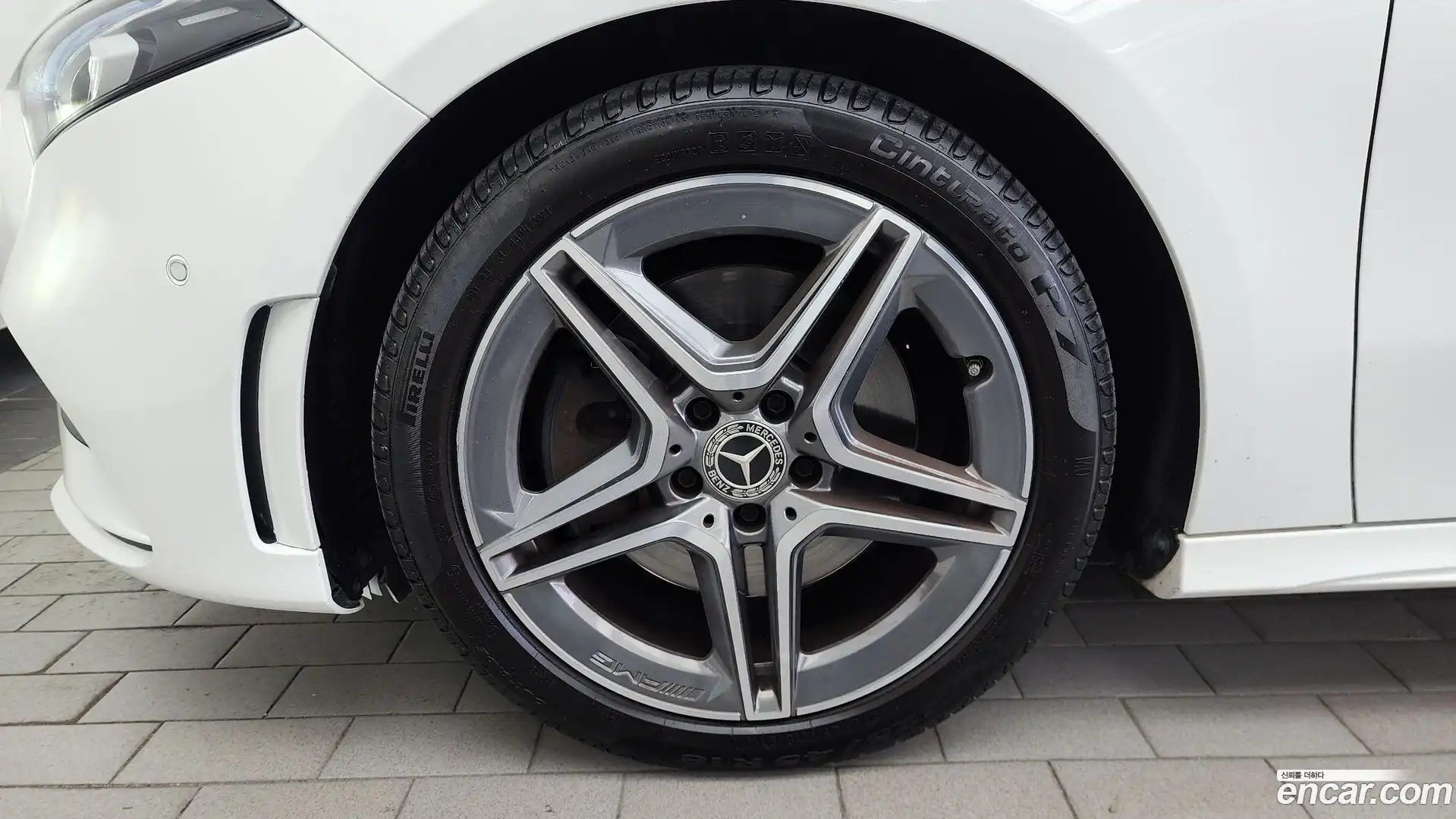 A-Class Mercedes-Benz 2022.1-OUTER-005