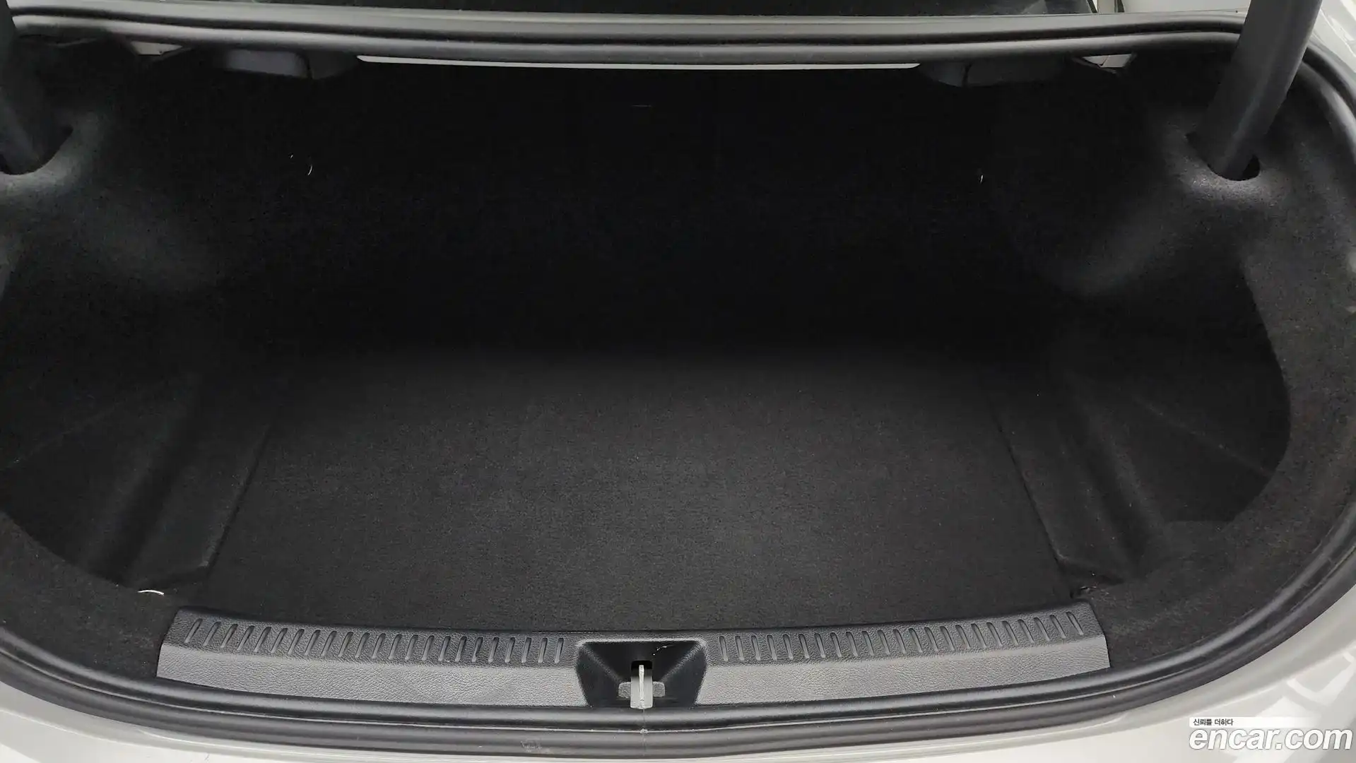 A-Class Mercedes-Benz 2022.1-OPTION-024
