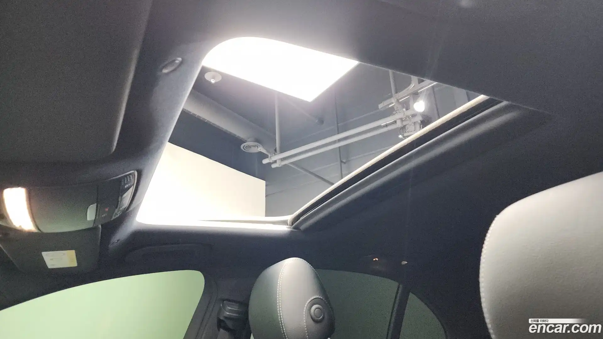 E-Class Mercedes-Benz 2021.6-OPTION-021