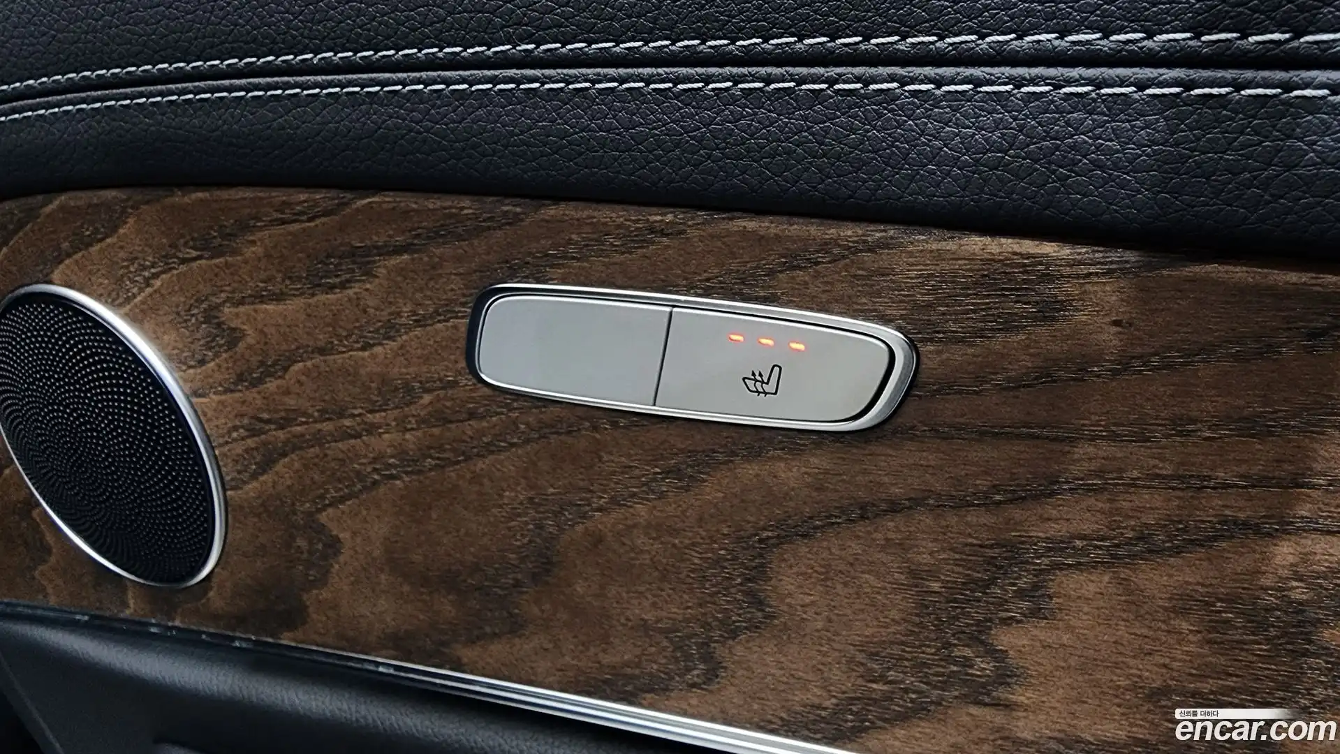 E-Class Mercedes-Benz 2021.6-OPTION-048