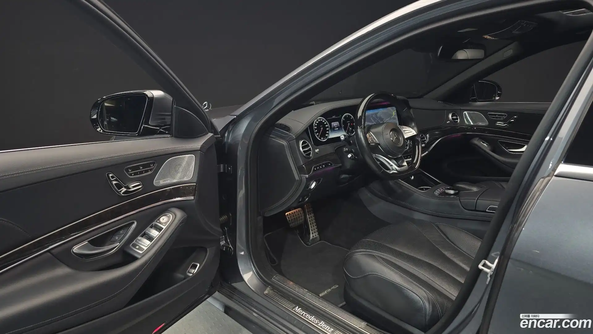 S-Class Mercedes-Benz 2017.6-INNER-010