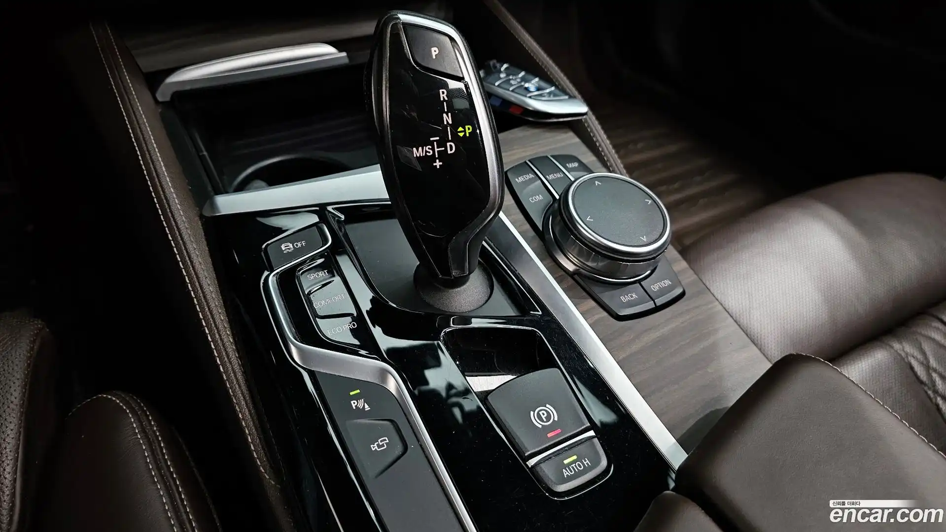 5-Series BMW 2017.4-INNER-009