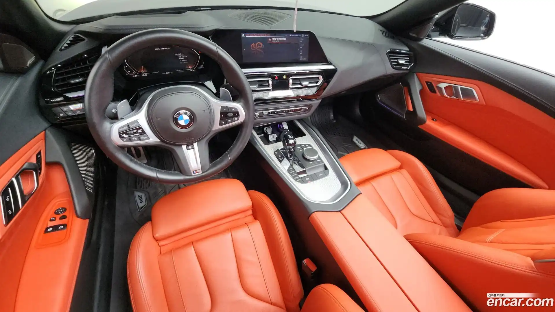 Z4 BMW 2021.10-INNER-007