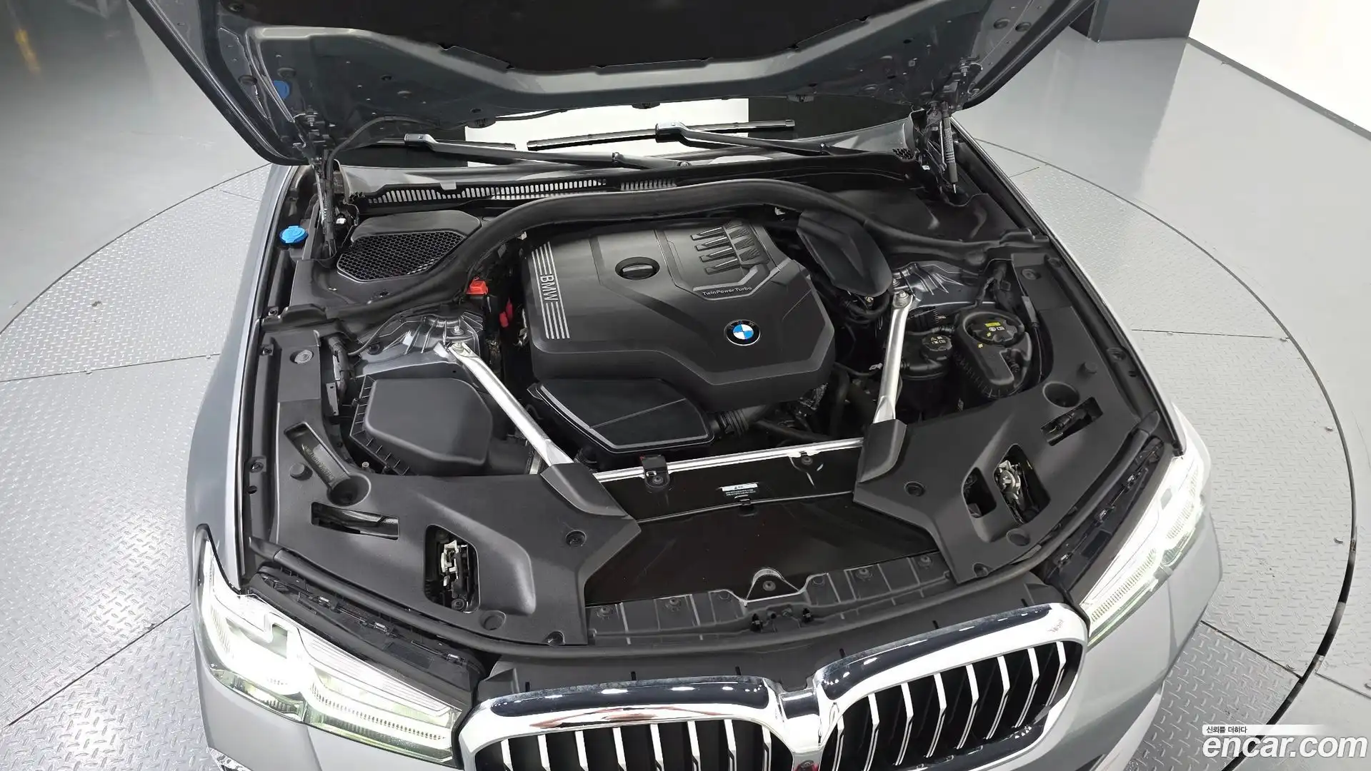 5-Series BMW 2023.2-OUTER-006