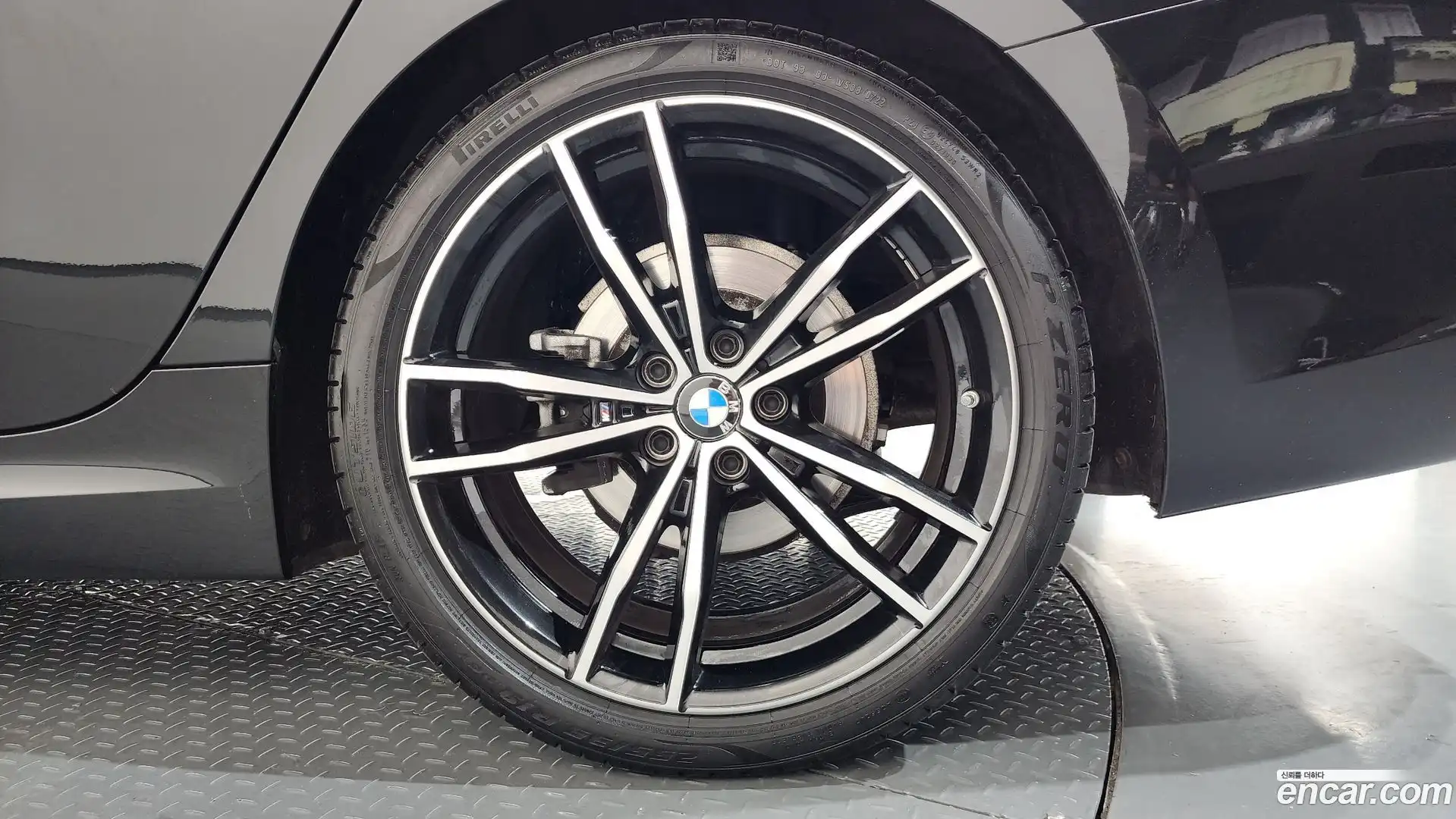 3-Series BMW 2022.8-OUTER-031