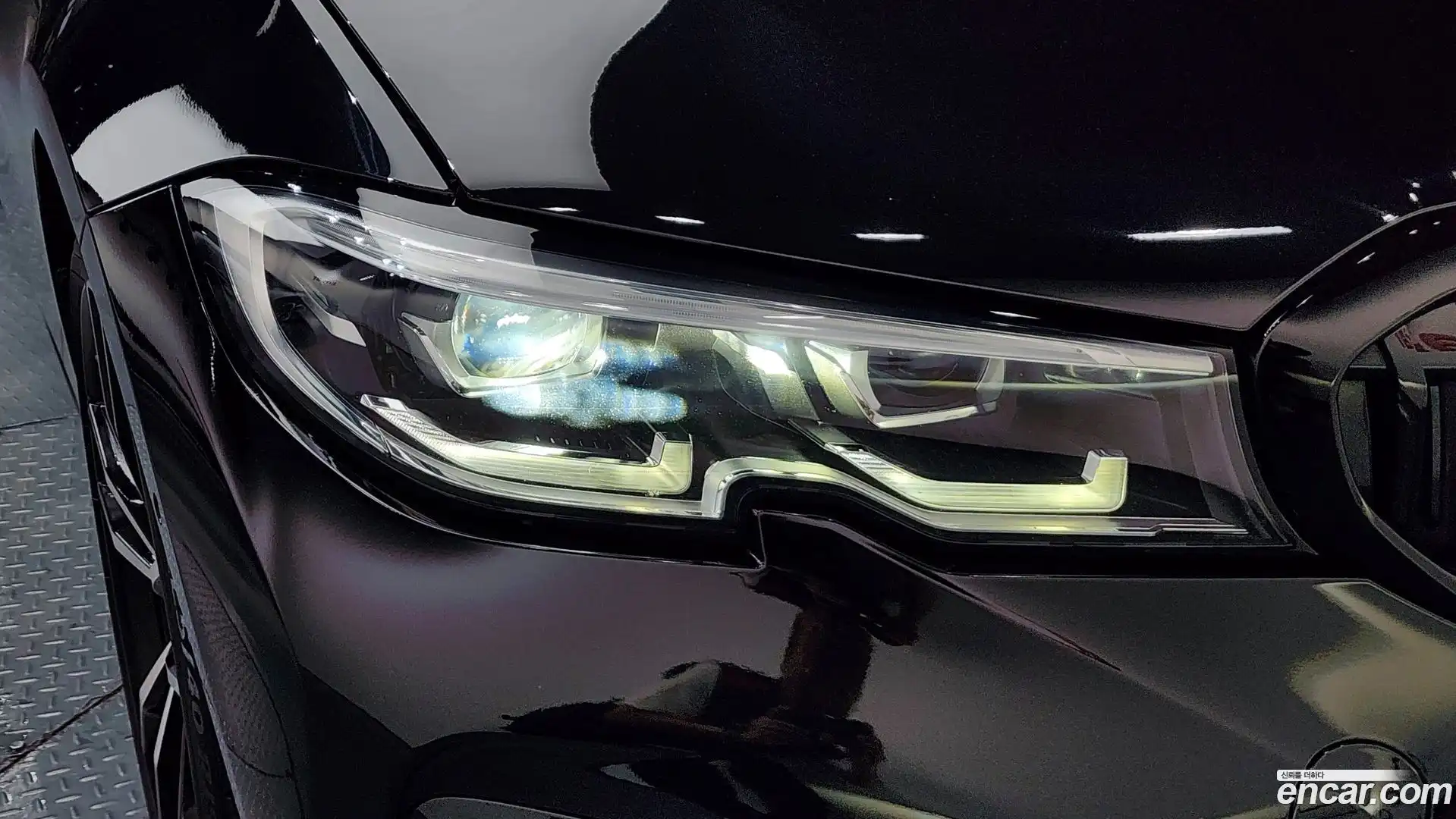3-Series BMW 2022.8-OUTER-032