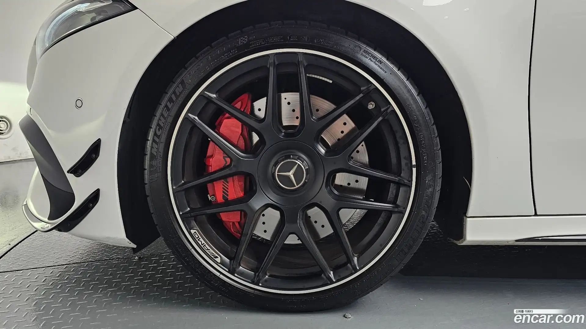 A-Class Mercedes-Benz 2025.2-OUTER-005