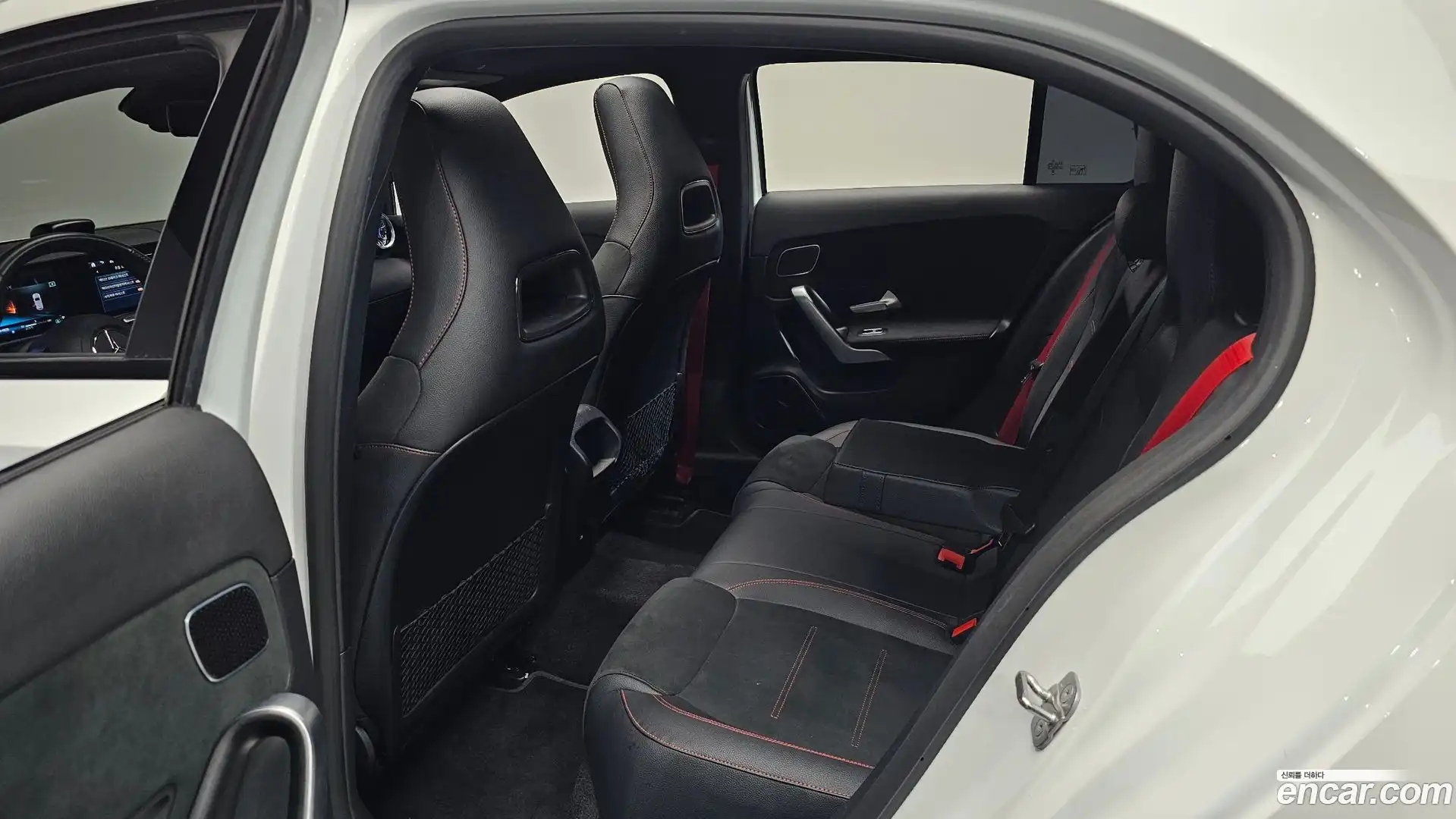 A-Class Mercedes-Benz 2025.2-INNER-036