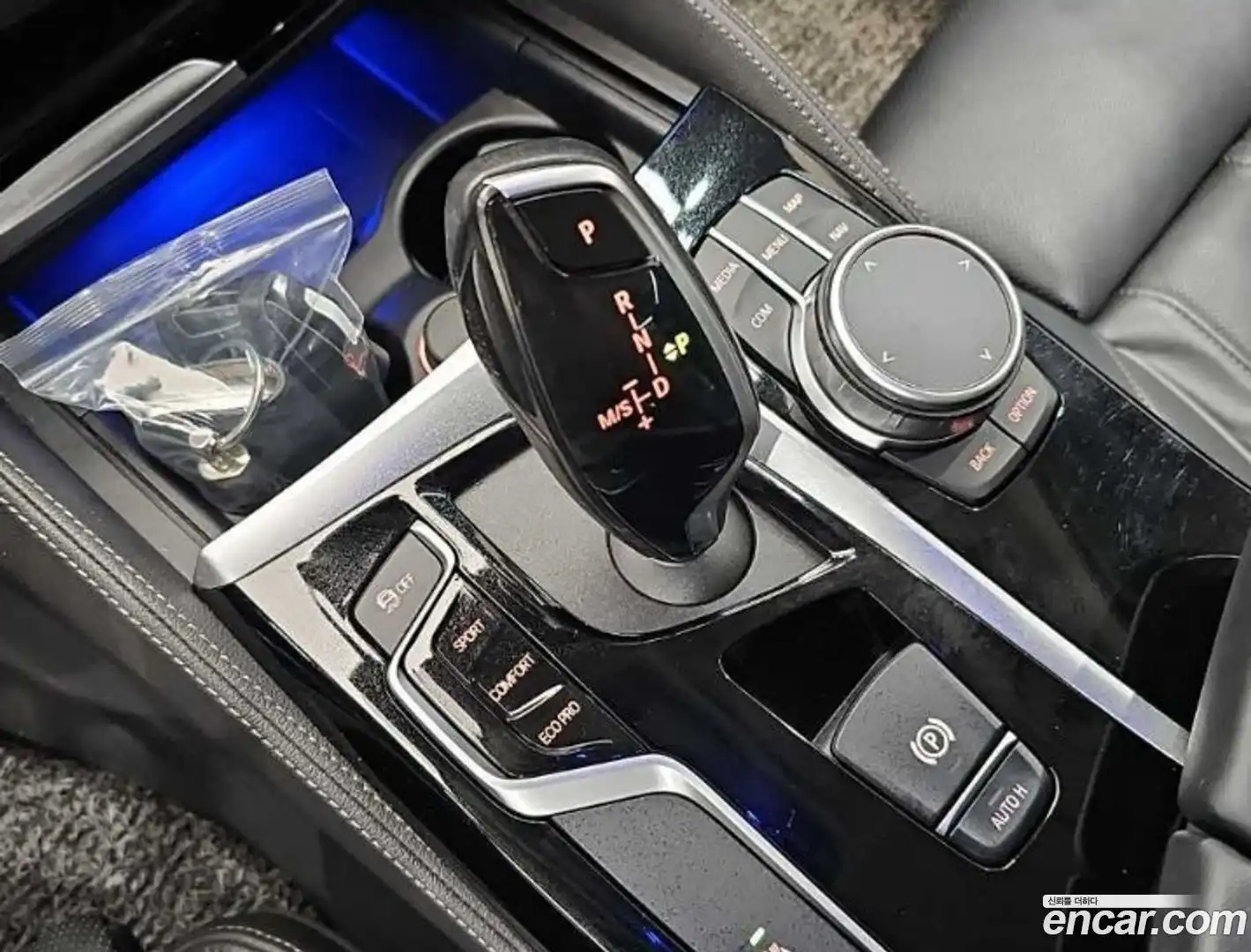 5-Series BMW 2020.3-INNER-008