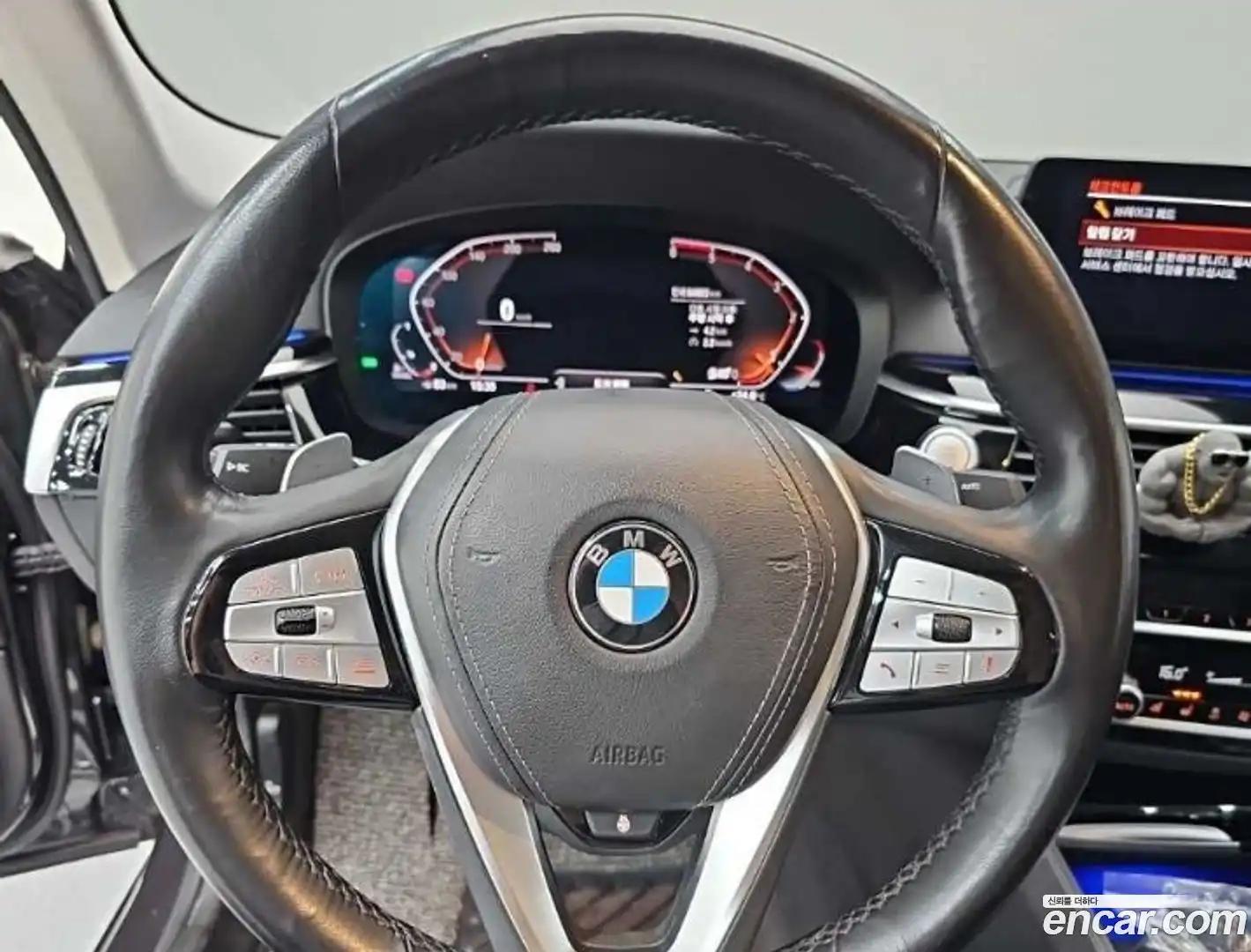 5-Series BMW 2020.3-INNER-009