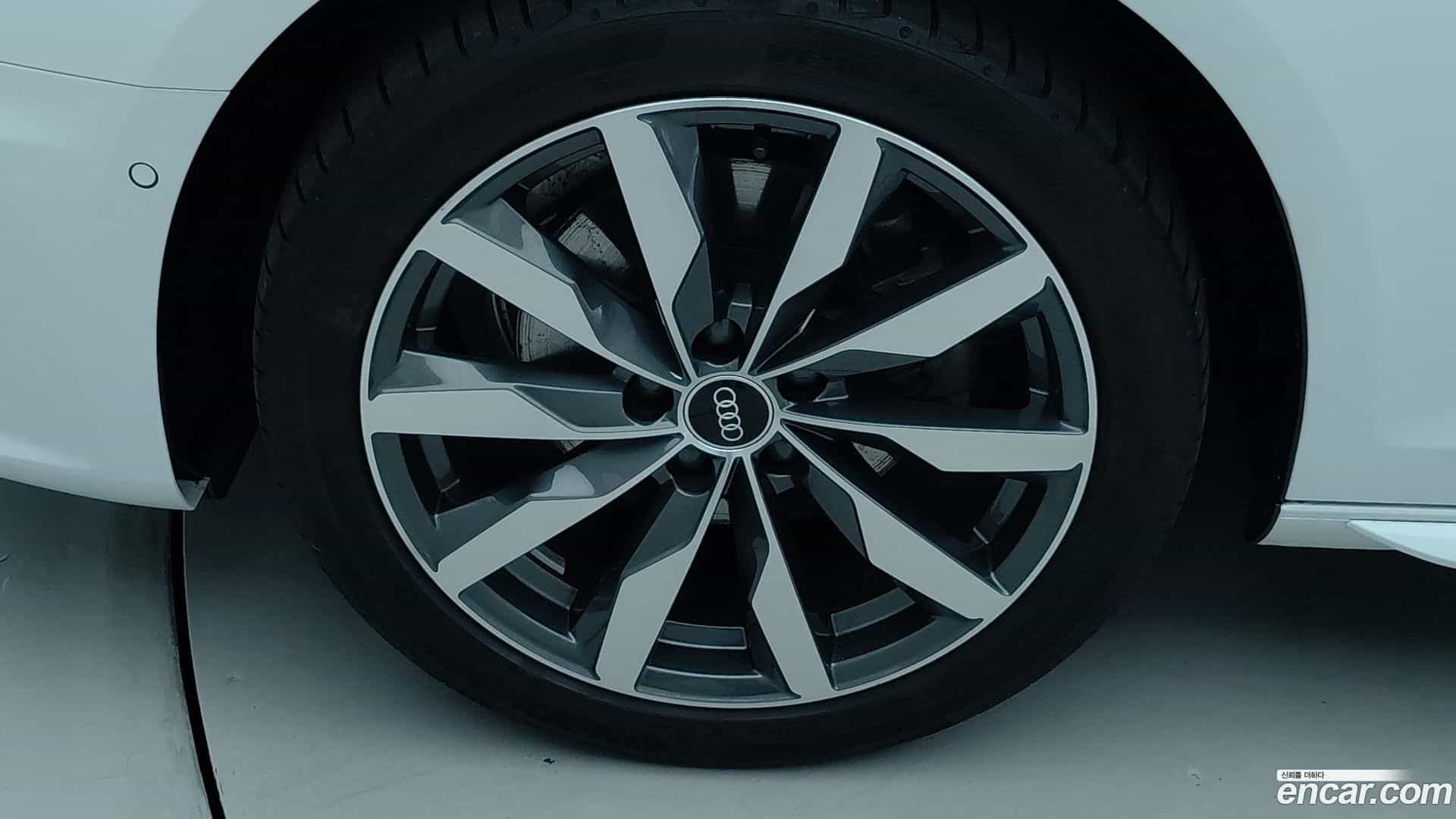A4 Audi 2023.2-OUTER-005