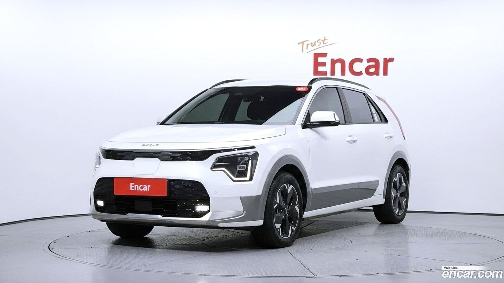 Main__Slider__Photo:Niro Kia 2023.6-0