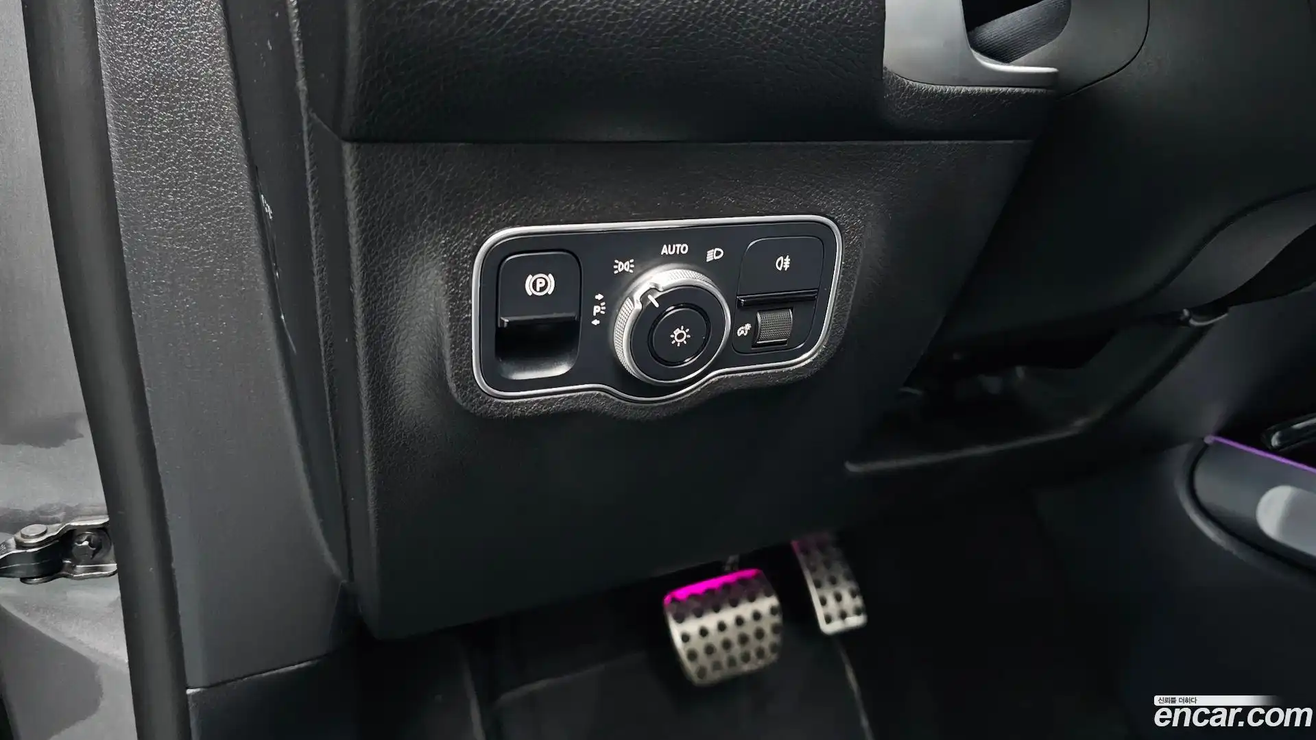 GLB-Class Mercedes-Benz 2022.6-OPTION-022