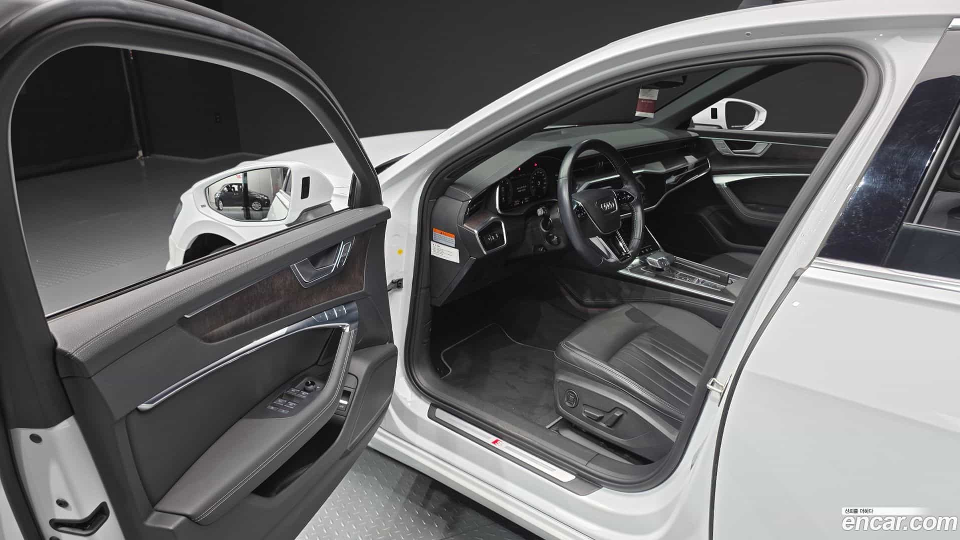 A6 Audi 2020.11-INNER-010