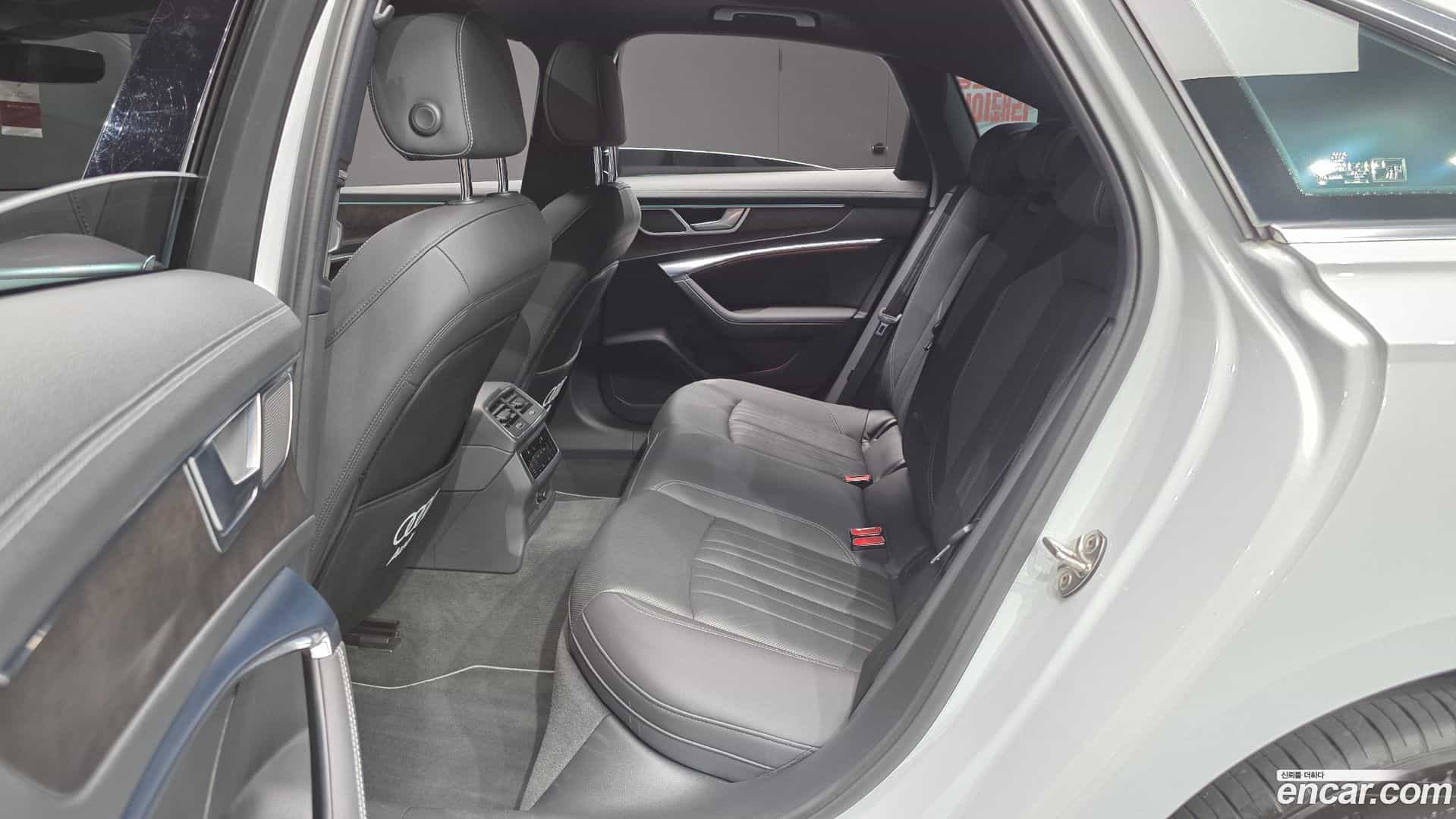 A6 Audi 2020.11-OPTION-016