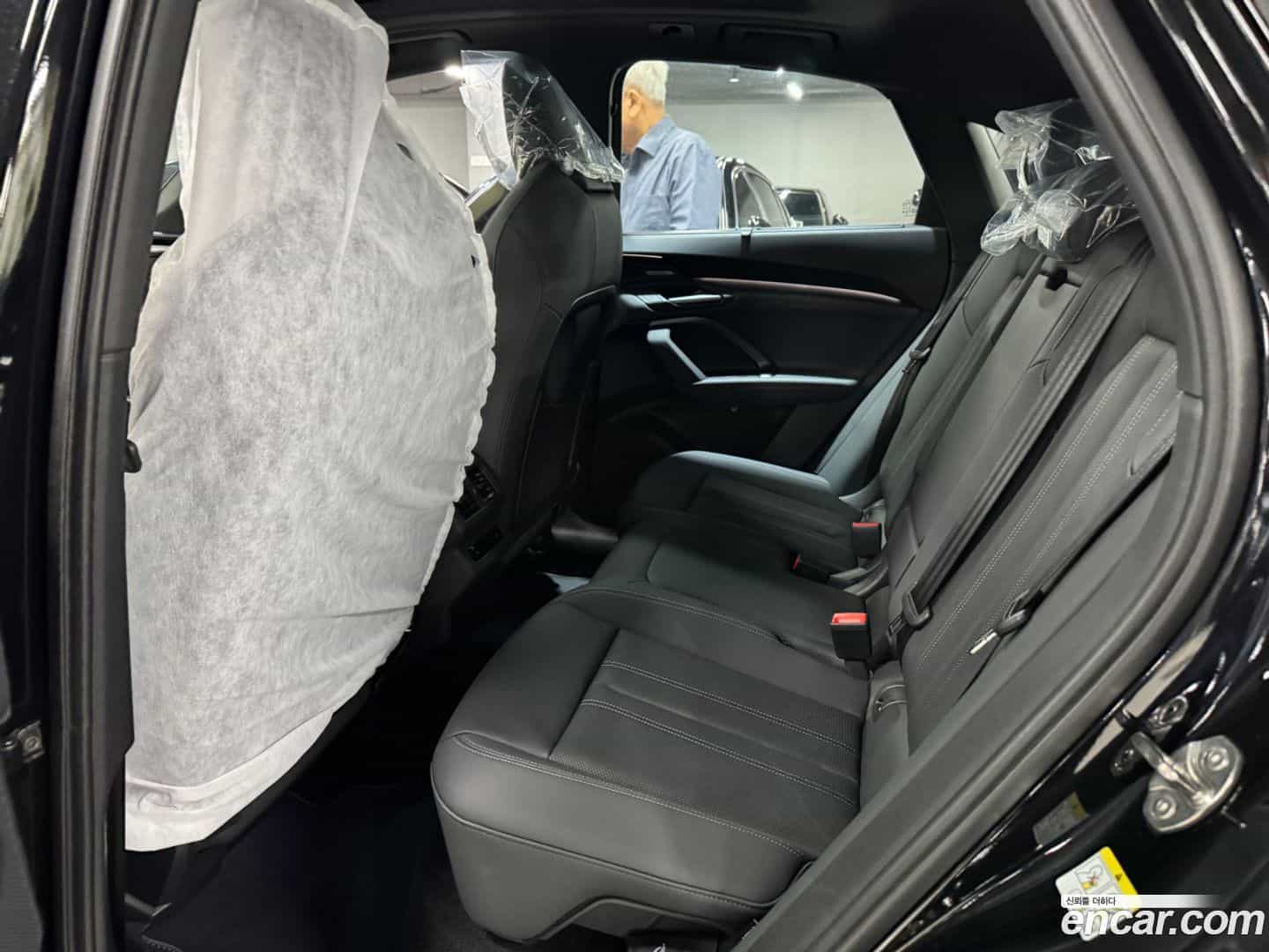 Q5 Audi 2025.11-OPTION-018