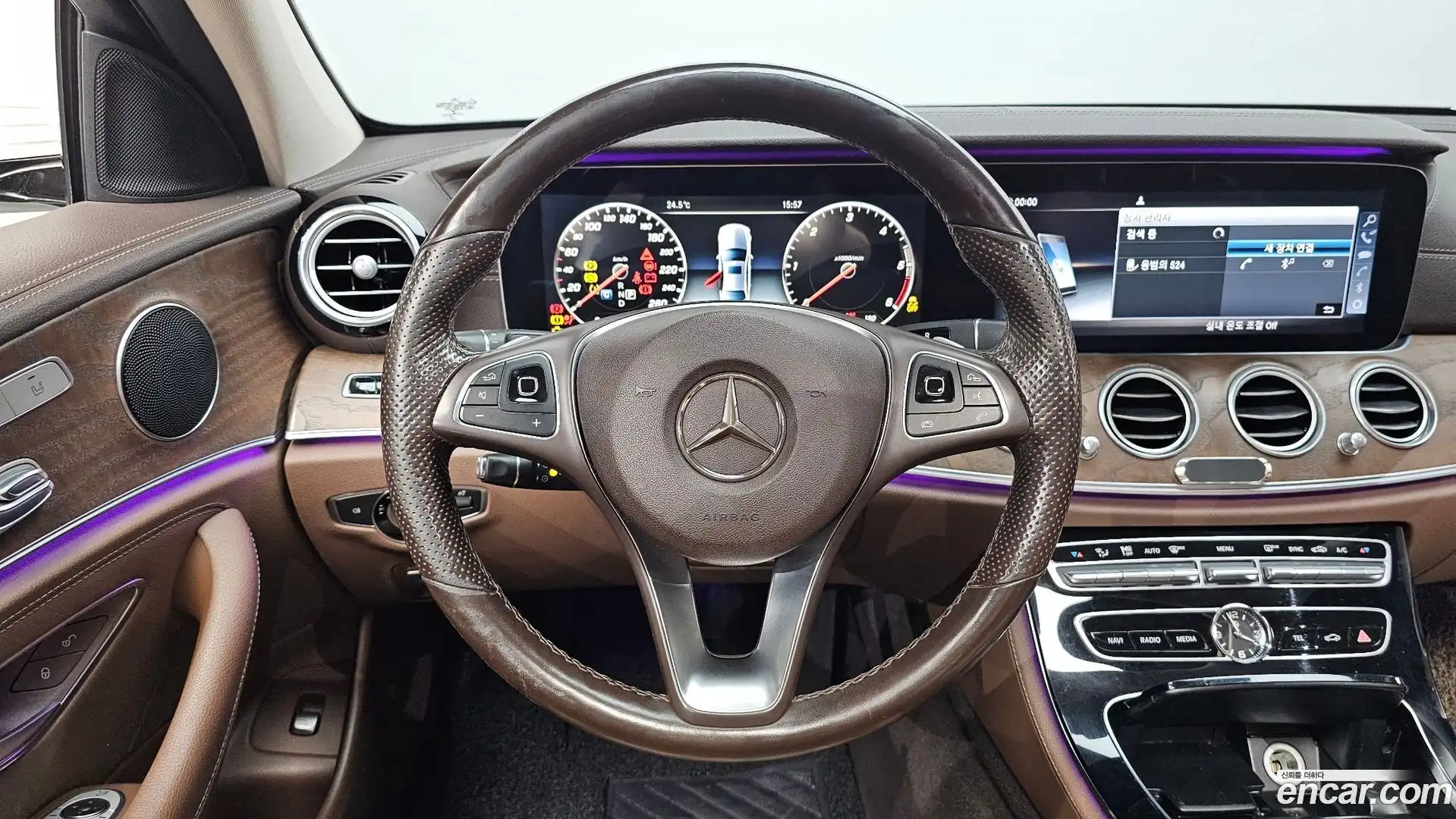 E-Class Mercedes-Benz 2017.2-OPTION-017