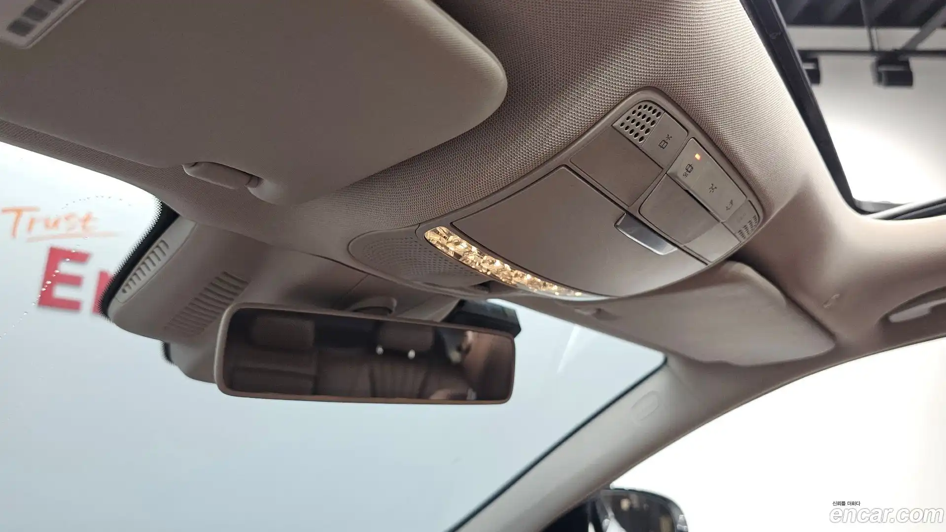 E-Class Mercedes-Benz 2017.2-OPTION-021