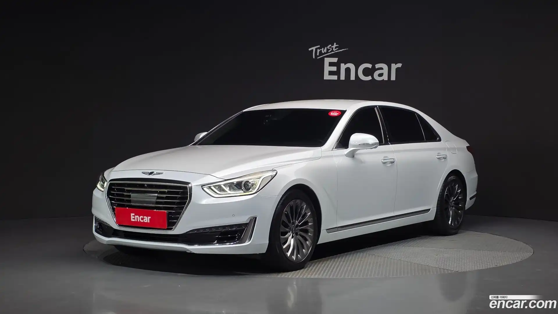 EQ900 Genesis 2016.4-OUTER-001