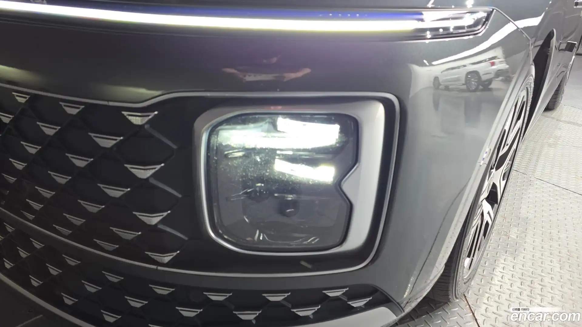 Grandeur Hyundai 2023.1-OUTER-032
