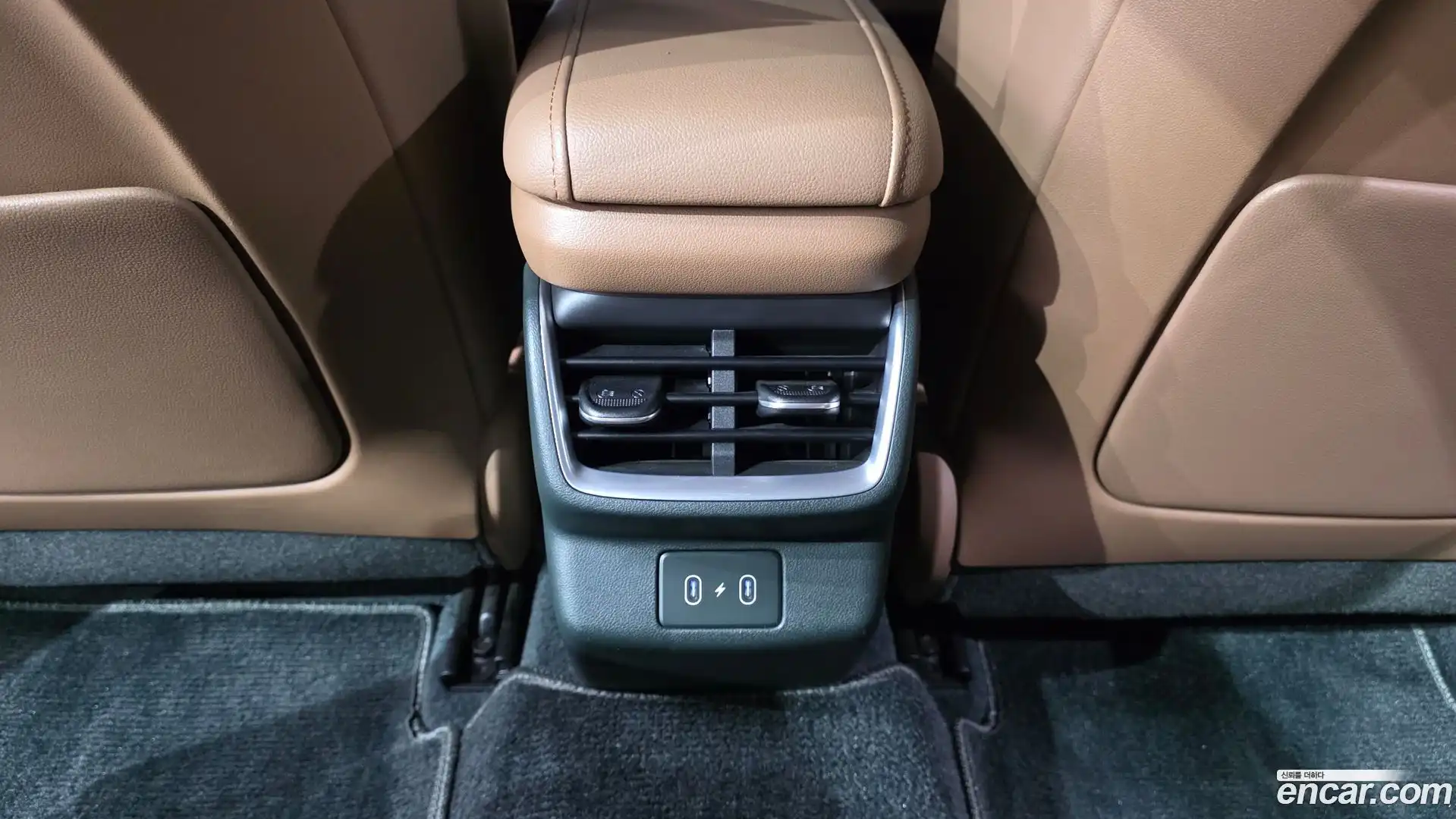 Grandeur Hyundai 2023.1-OPTION-041