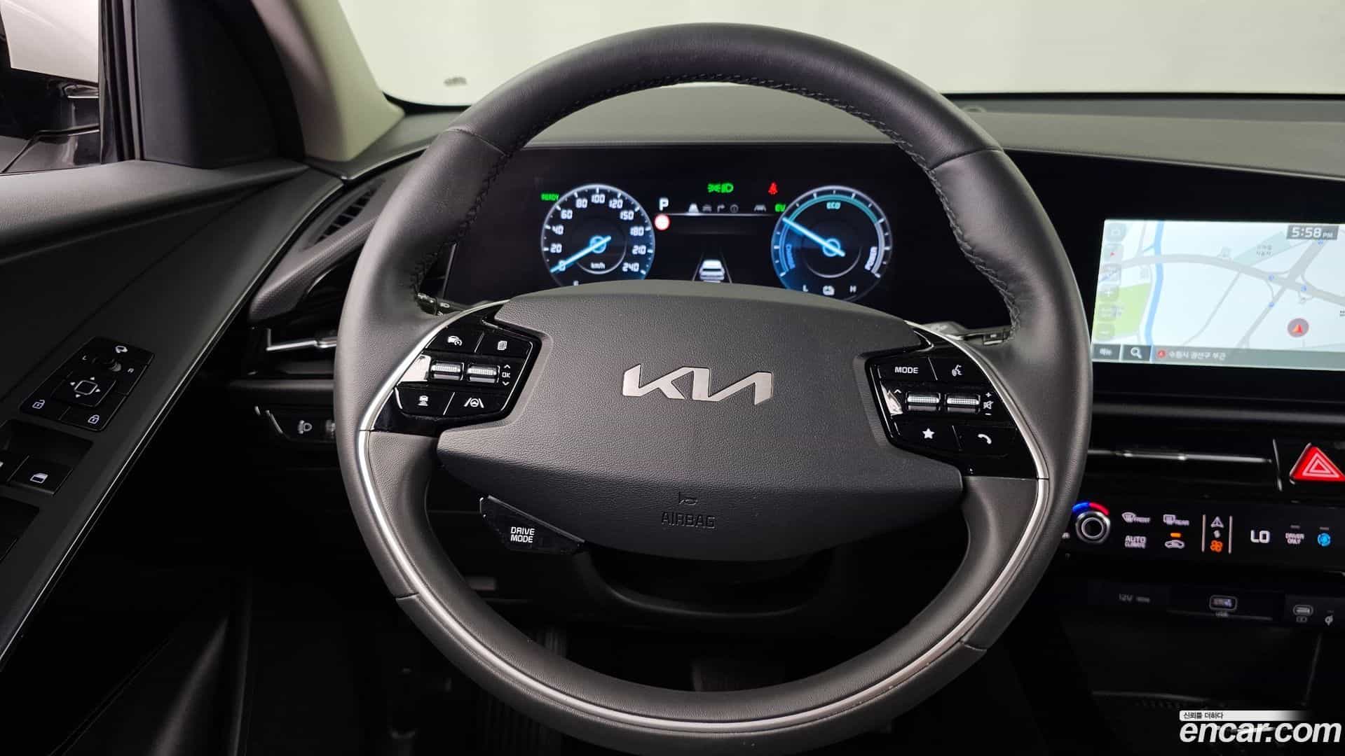 Niro Kia 2024.8-OPTION-017