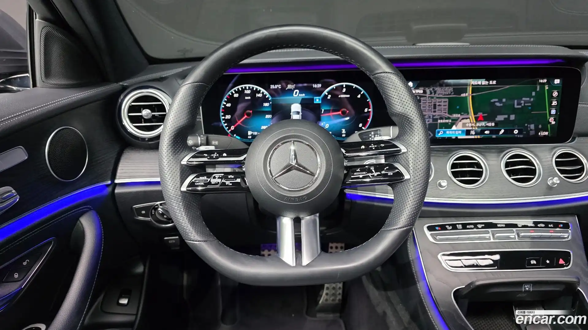 E-Class Mercedes-Benz 2021.7-OPTION-018