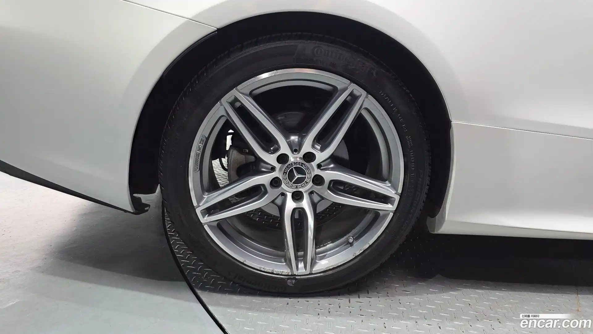 E-Class Mercedes-Benz 2018.11-OUTER-005