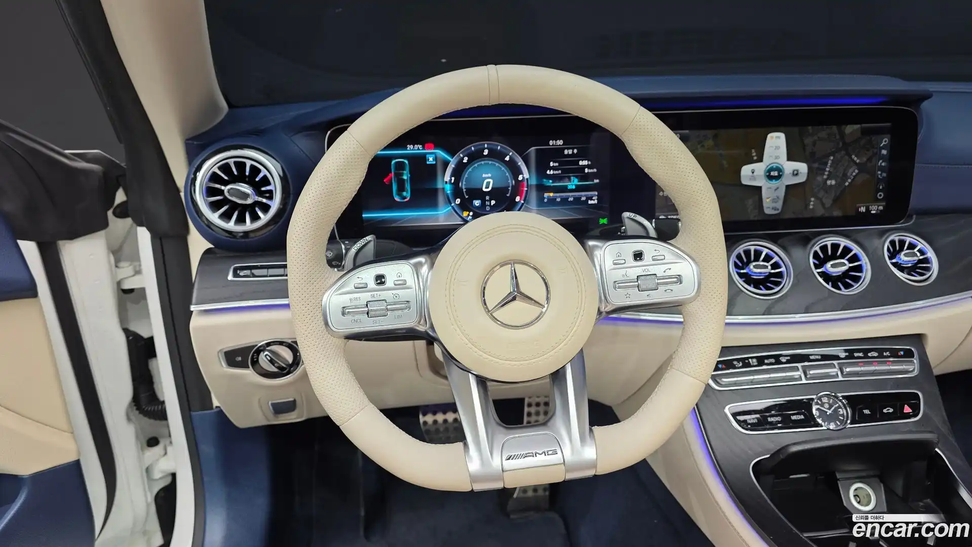 E-Class Mercedes-Benz 2018.11-OPTION-017