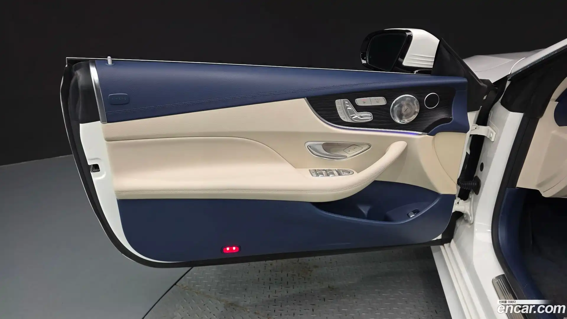 E-Class Mercedes-Benz 2018.11-INNER-035