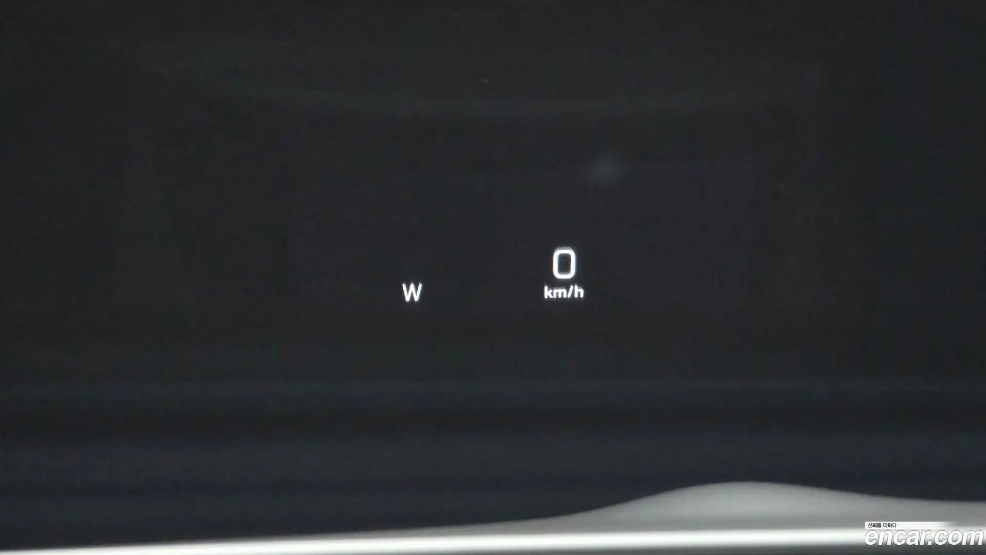 E-Class Mercedes-Benz 2018.11-OPTION-040