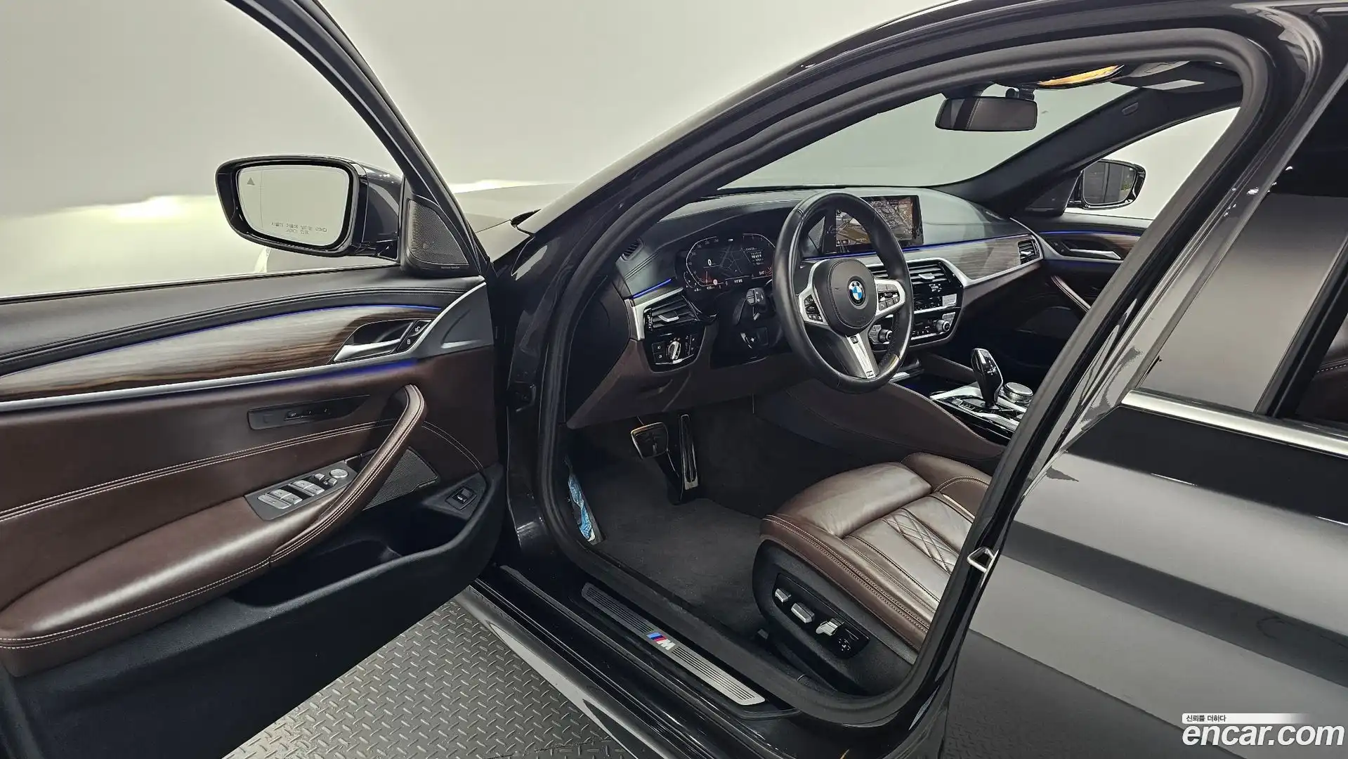 5-Series BMW 2020.8-INNER-010