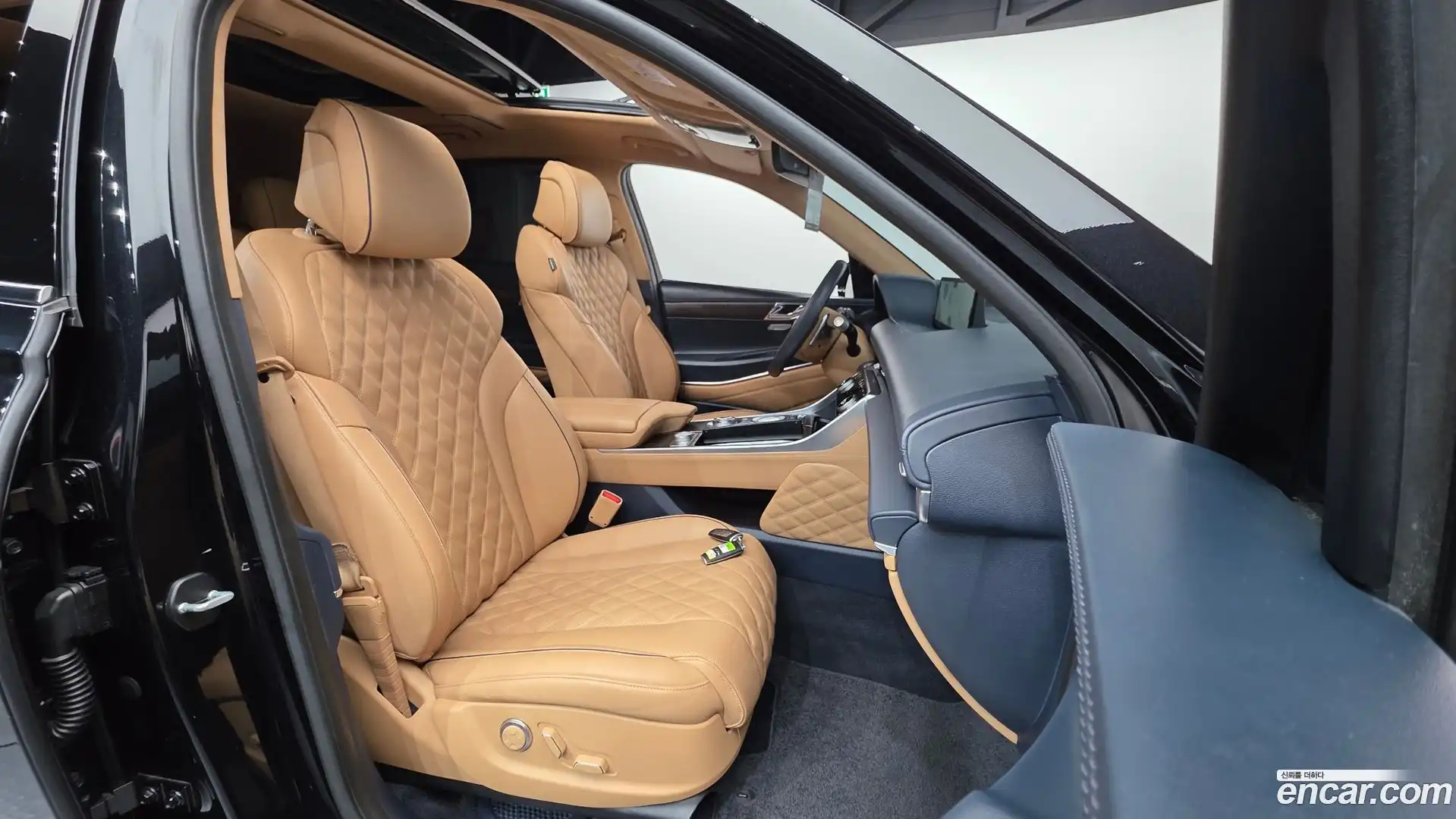 GV80 Genesis 2022.3-INNER-010