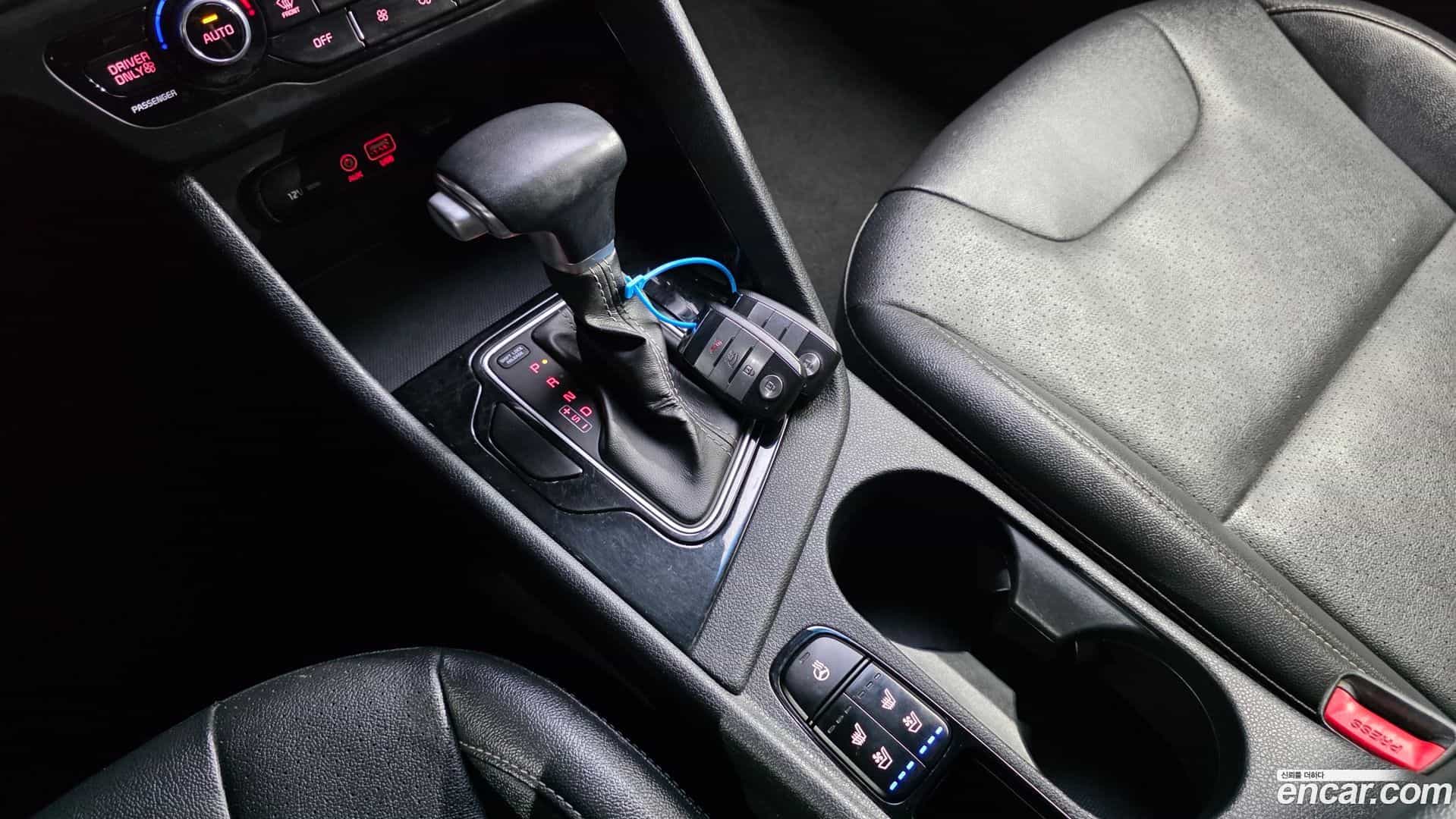 Niro Kia 2016.9-INNER-009