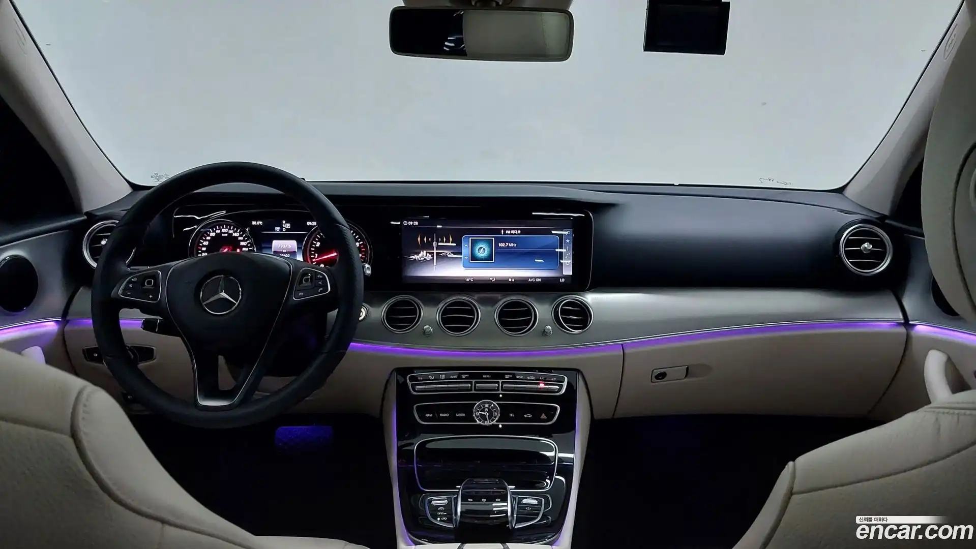 E-Class Mercedes-Benz 2018.2-INNER-007