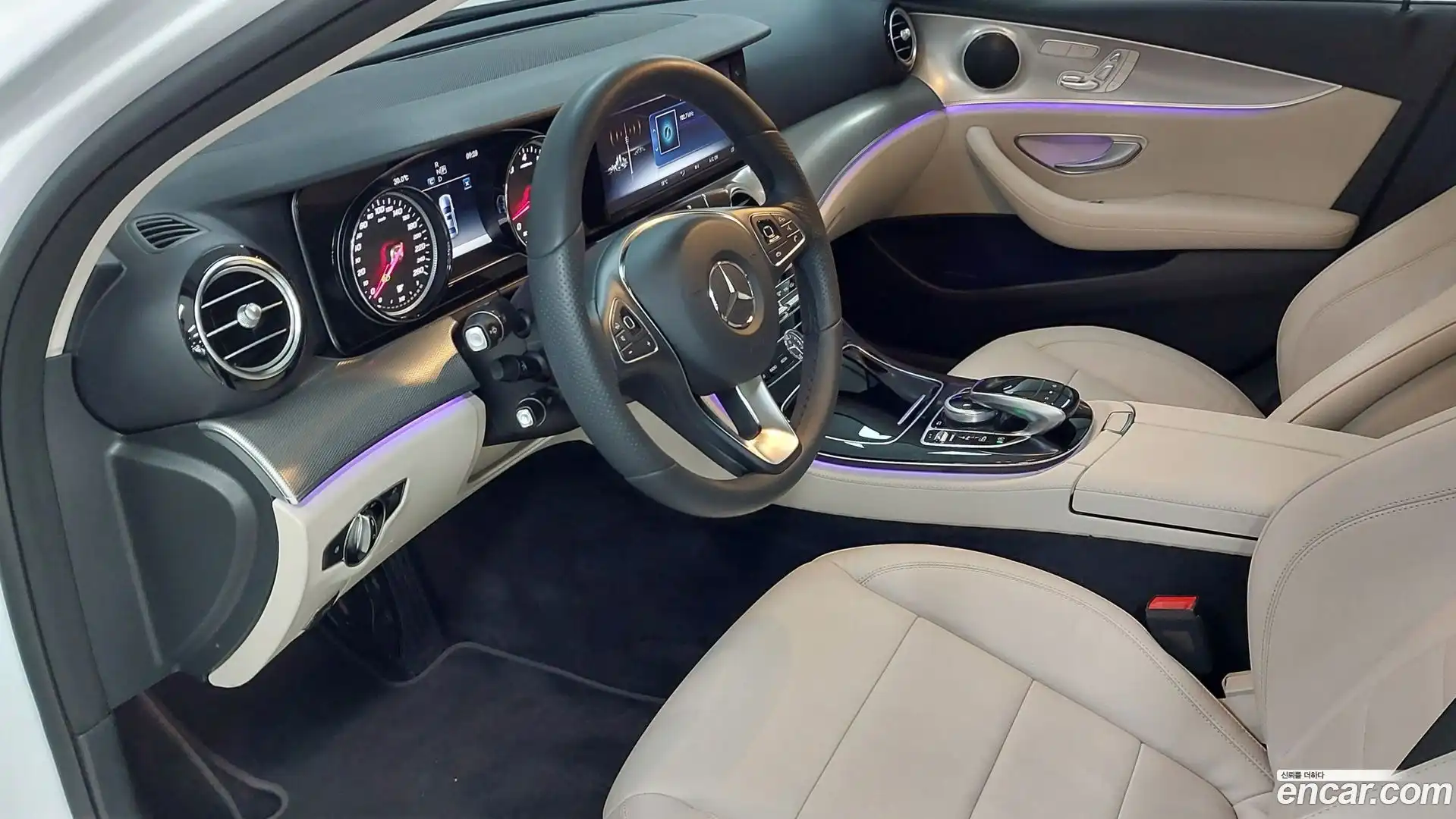E-Class Mercedes-Benz 2018.2-INNER-009