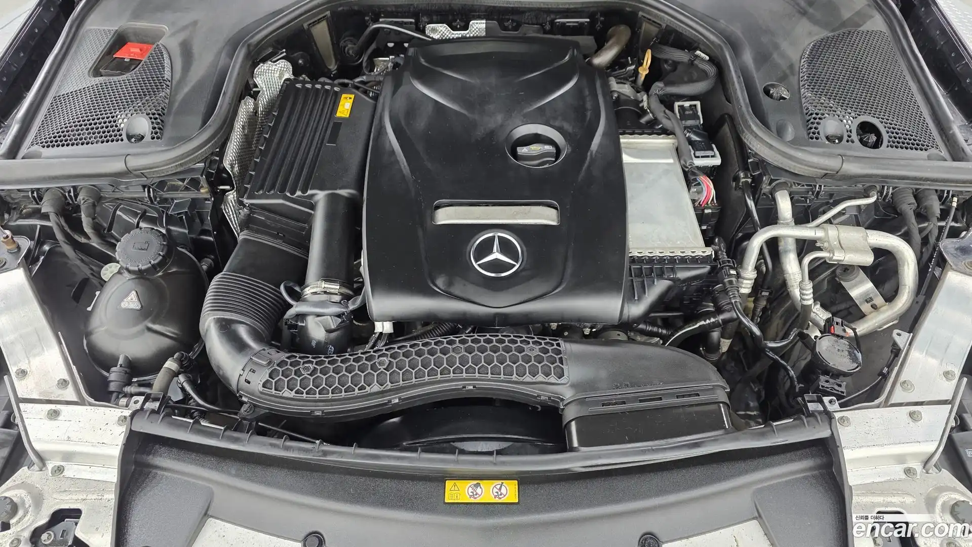 E-Class Mercedes-Benz 2018.2-OUTER-006