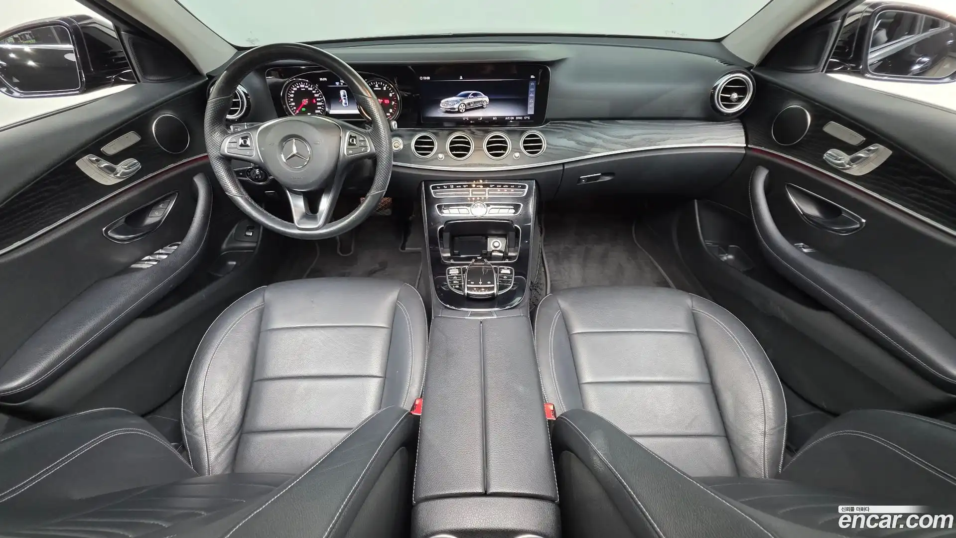E-Class Mercedes-Benz 2018.2-INNER-007