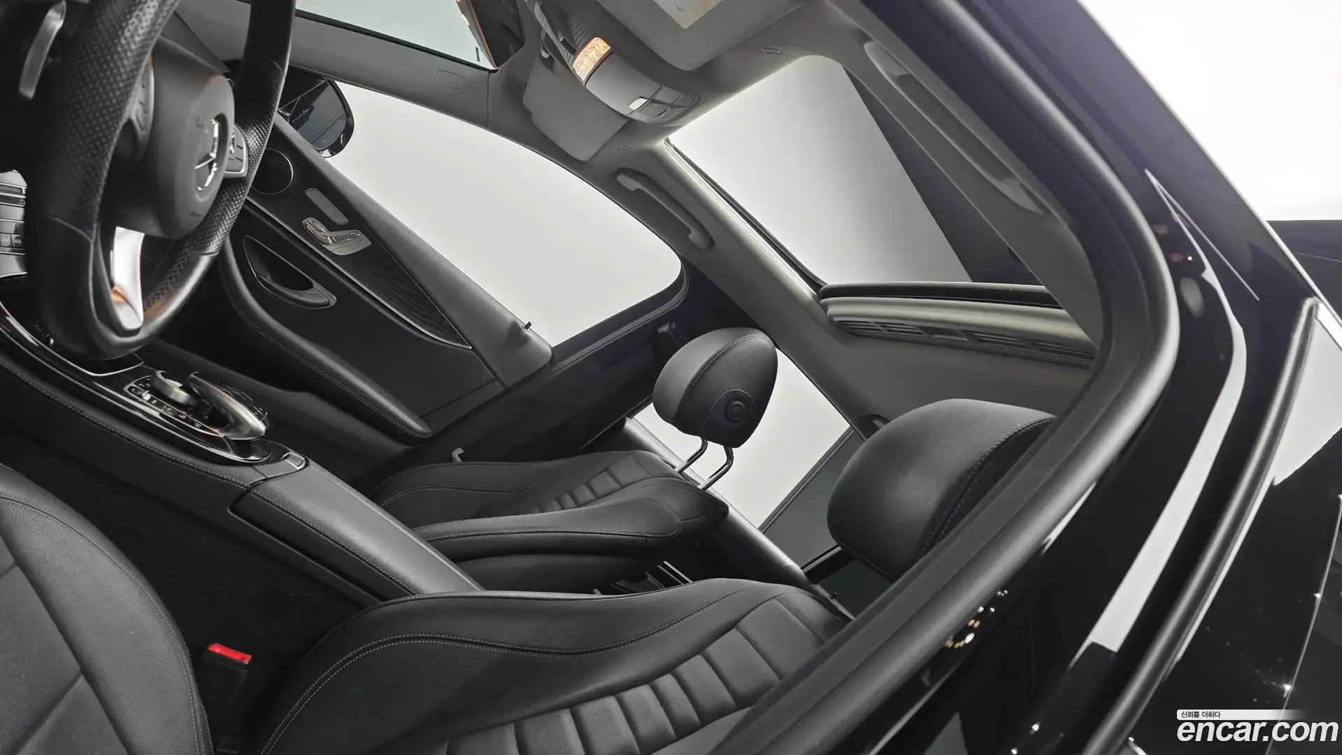 E-Class Mercedes-Benz 2018.2-OPTION-023