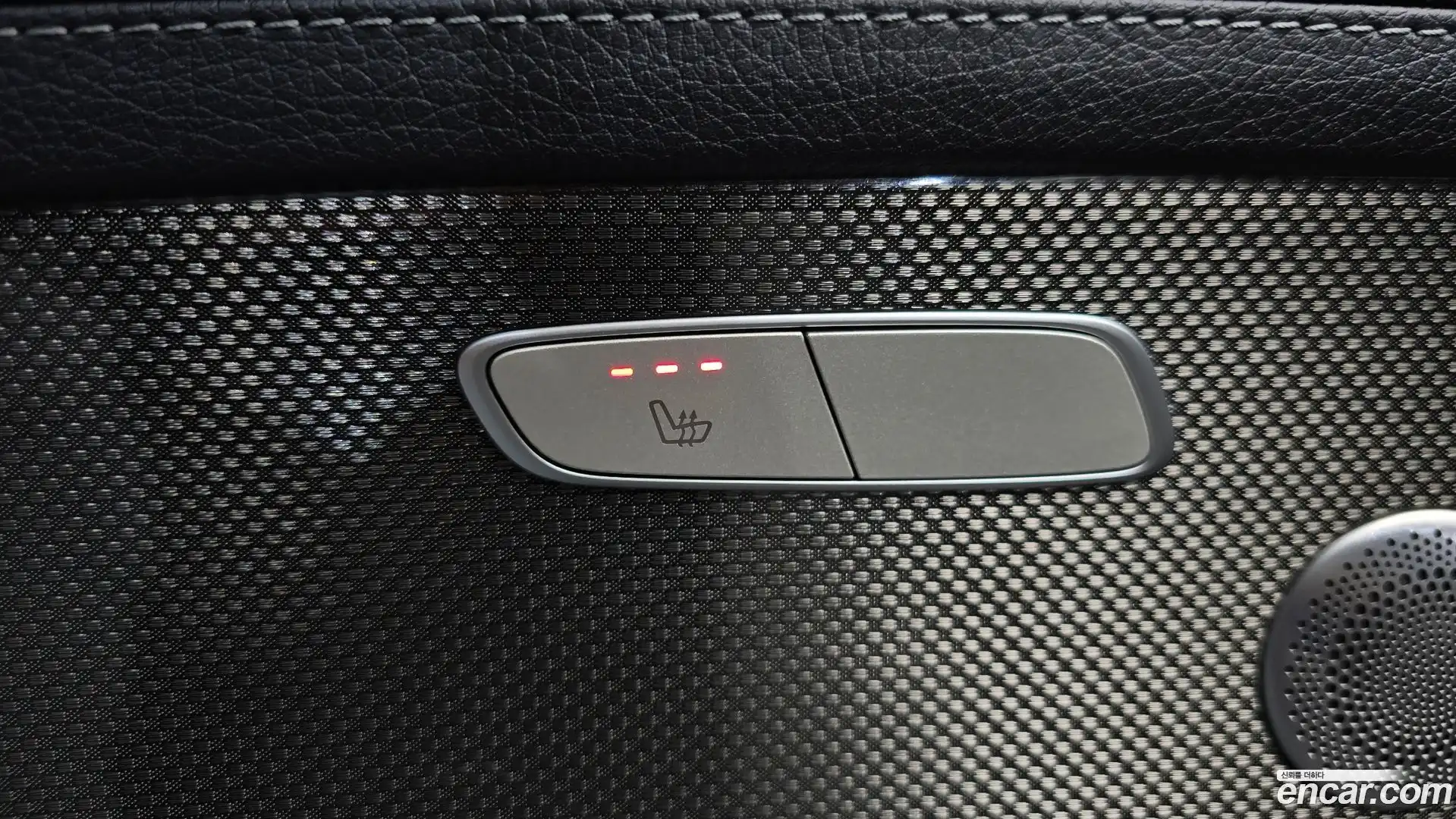 E-Class Mercedes-Benz 2019.8-OPTION-043